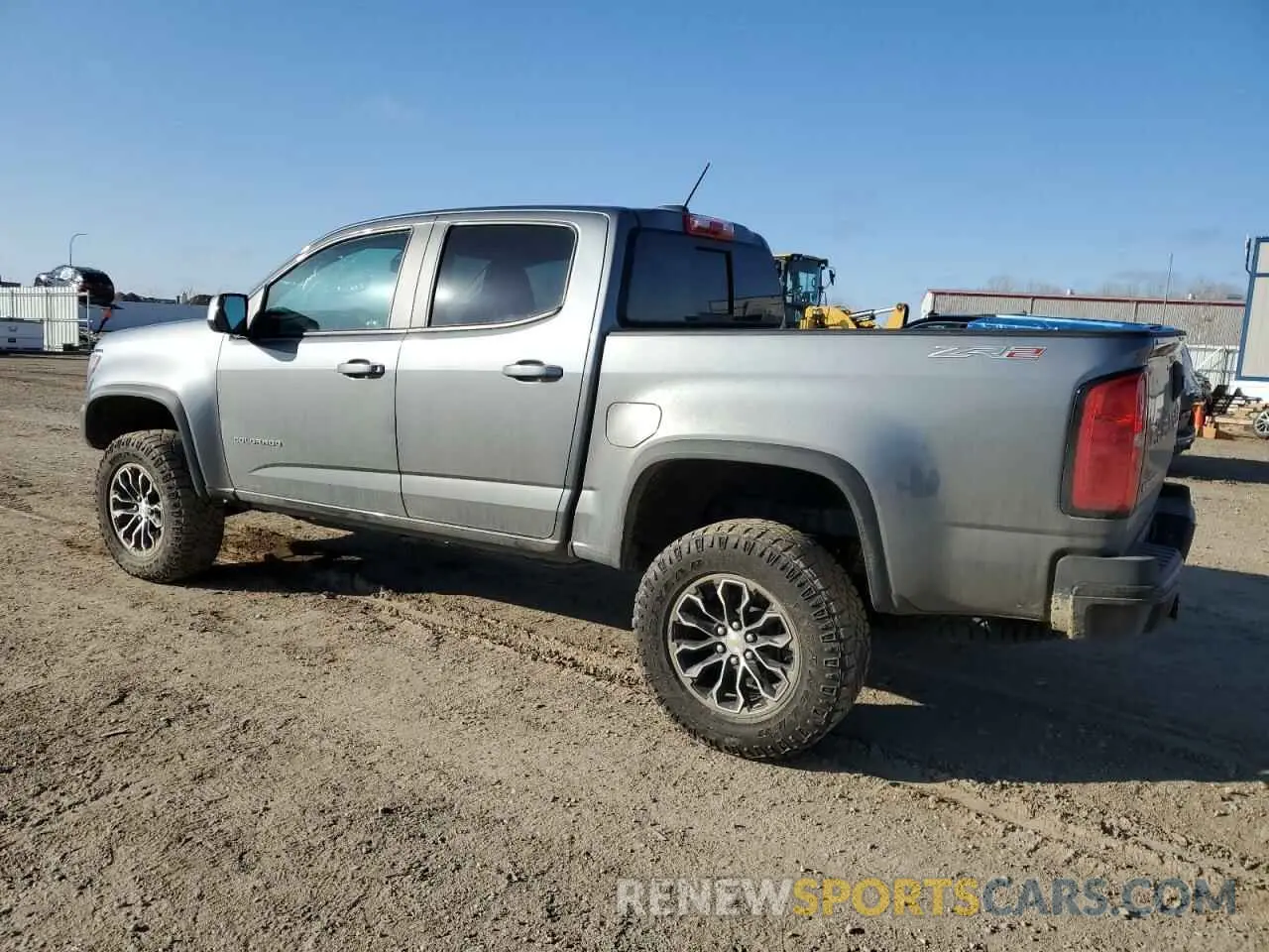 2 Photograph of a damaged car 1GCGTEEN6M1221254 CHEVROLET COLORADO 2021