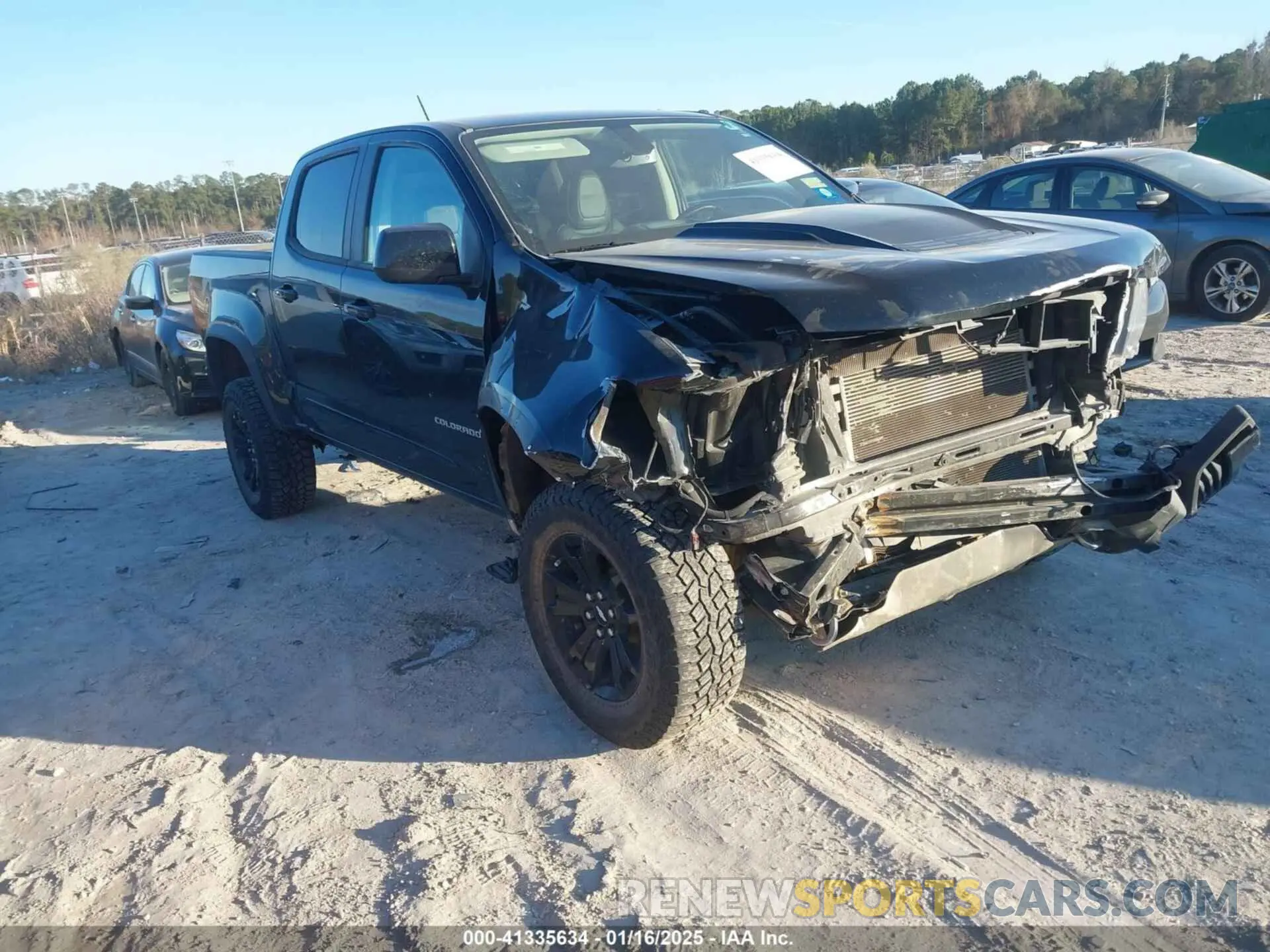 1 Photograph of a damaged car 1GCGTEEN7M1111068 CHEVROLET COLORADO 2021