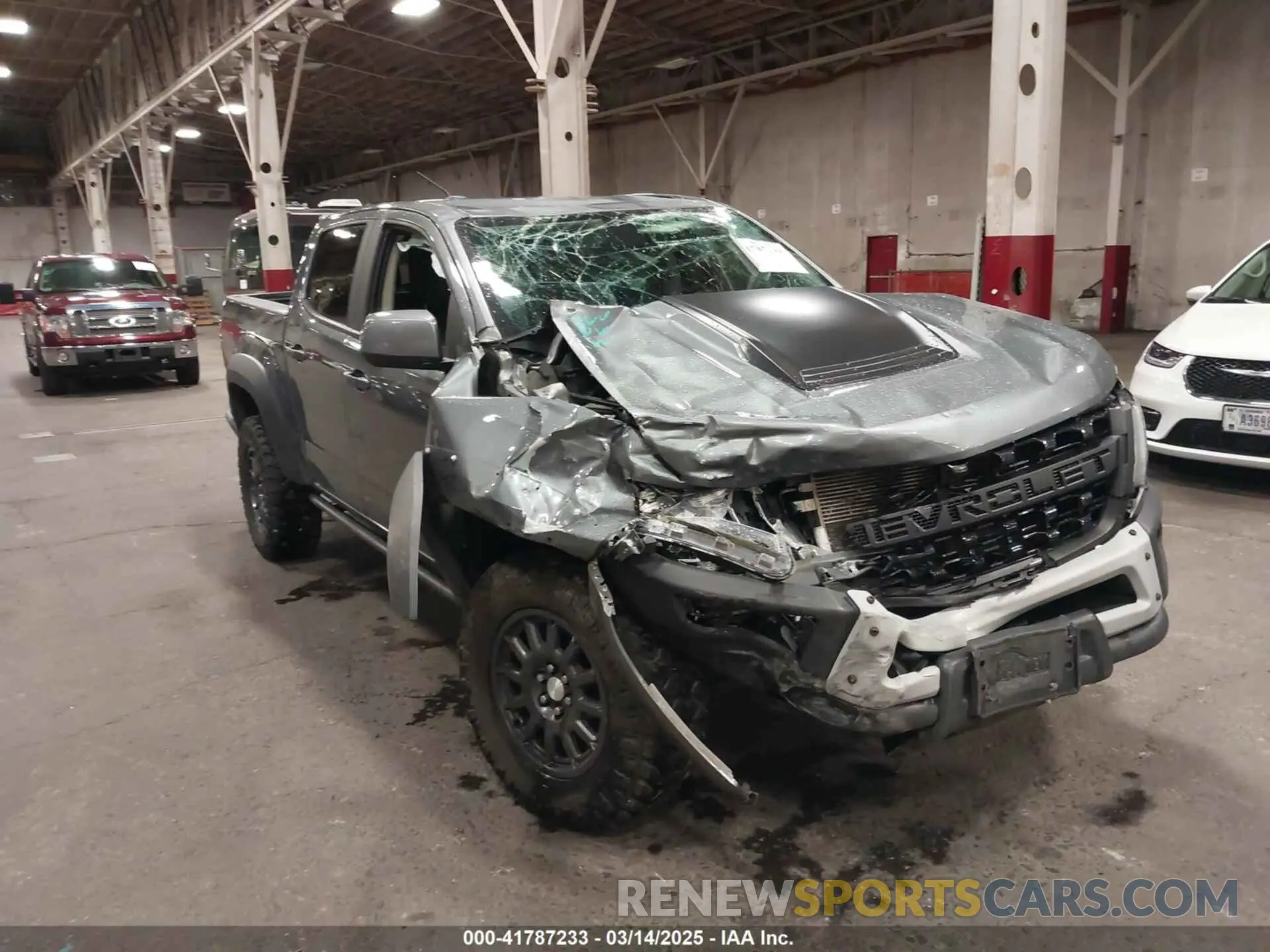 6 Photograph of a damaged car 1GCGTEENXM1117981 CHEVROLET COLORADO 2021