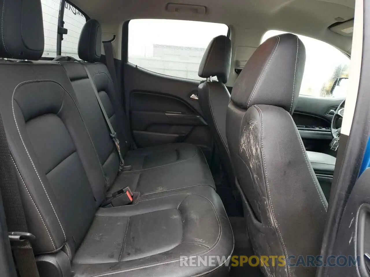 10 Photograph of a damaged car 1GCGTEENXM1223198 CHEVROLET COLORADO 2021