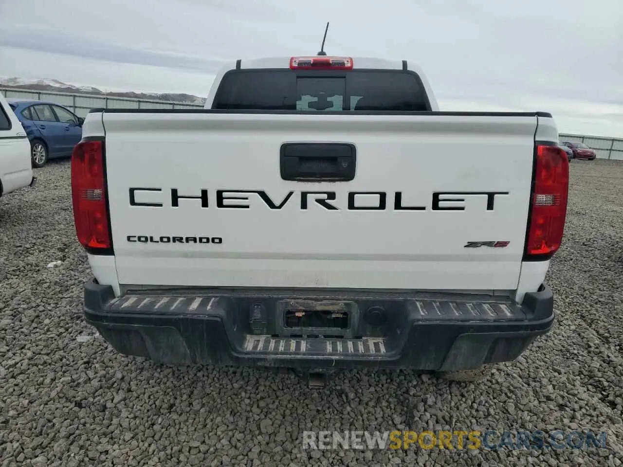 6 Photograph of a damaged car 1GCGTEENXM1250336 CHEVROLET COLORADO 2021