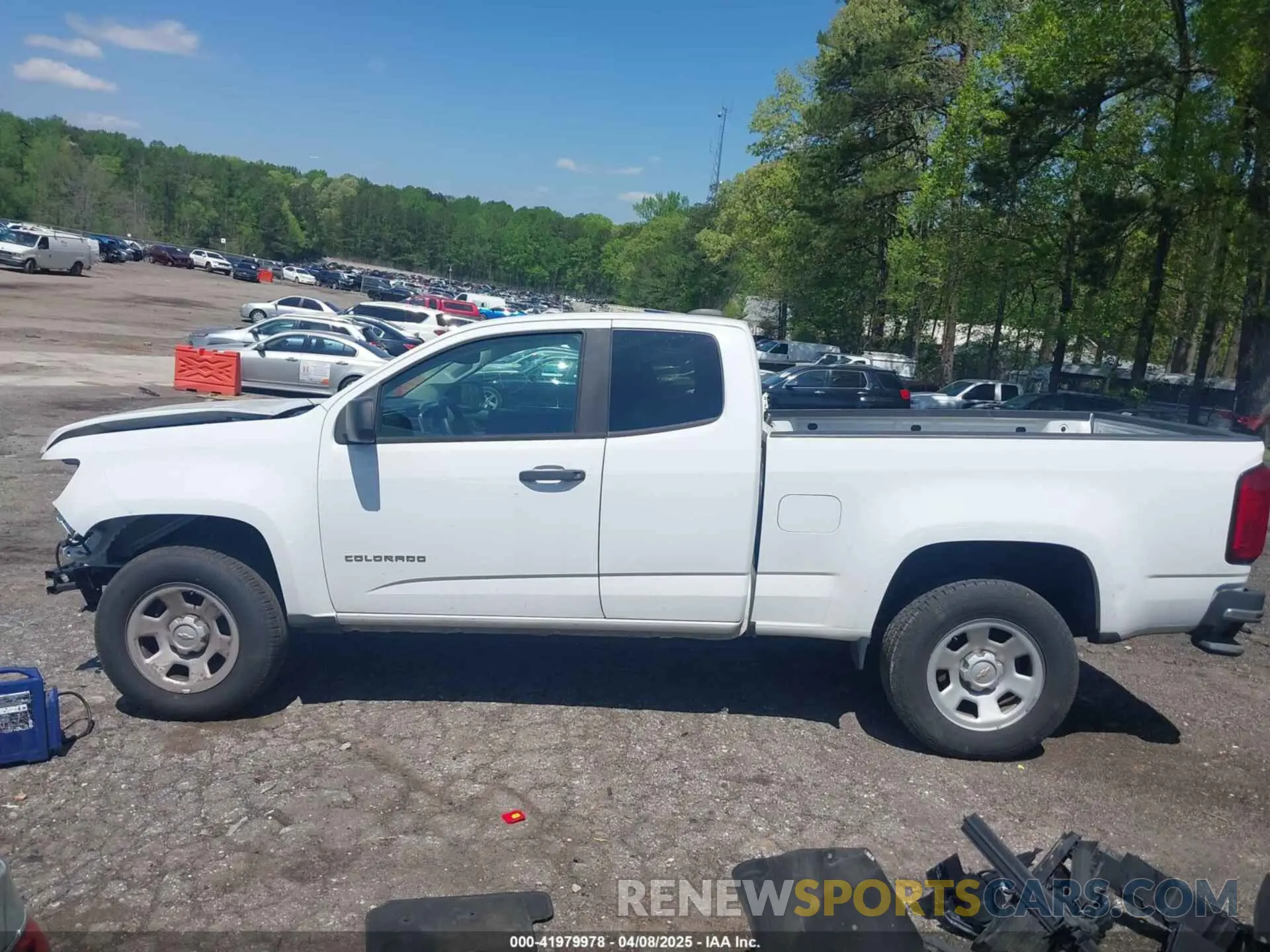 15 Photograph of a damaged car 1GCHSBEA3M1101138 CHEVROLET COLORADO 2021