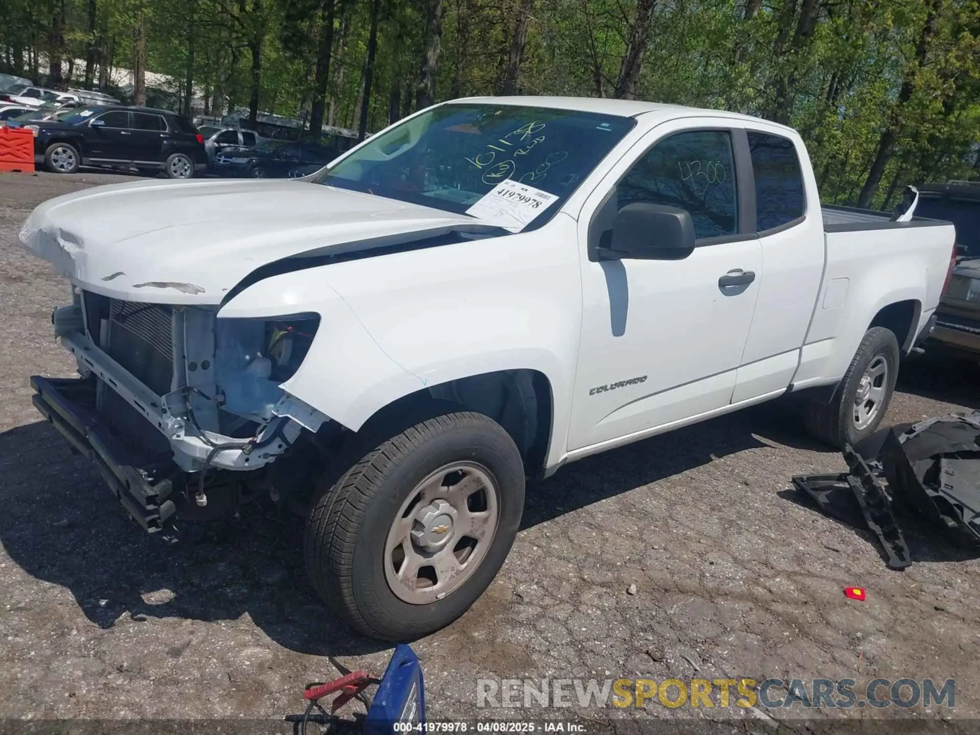 2 Photograph of a damaged car 1GCHSBEA3M1101138 CHEVROLET COLORADO 2021