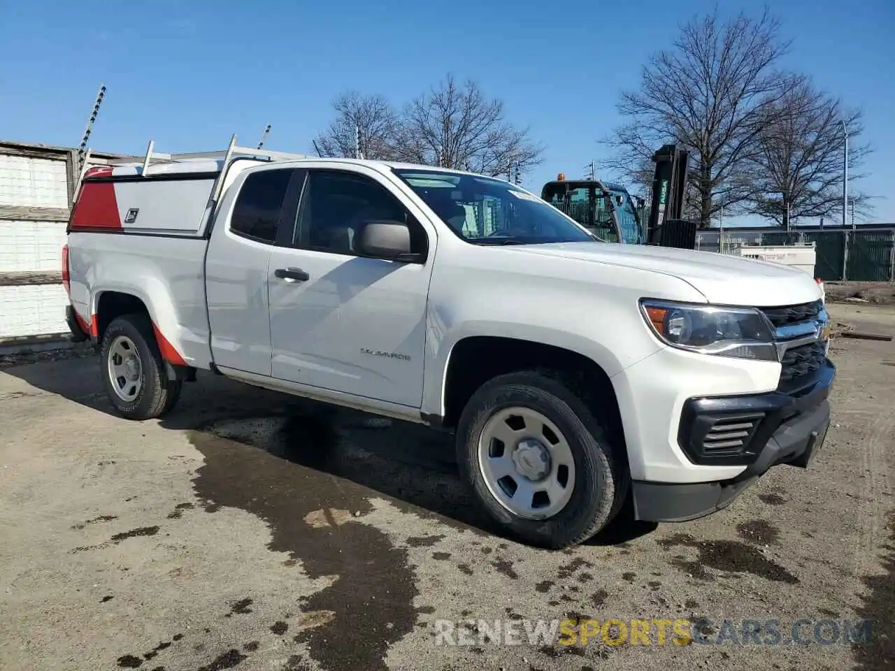 4 Photograph of a damaged car 1GCHSBEA3M1198227 CHEVROLET COLORADO 2021