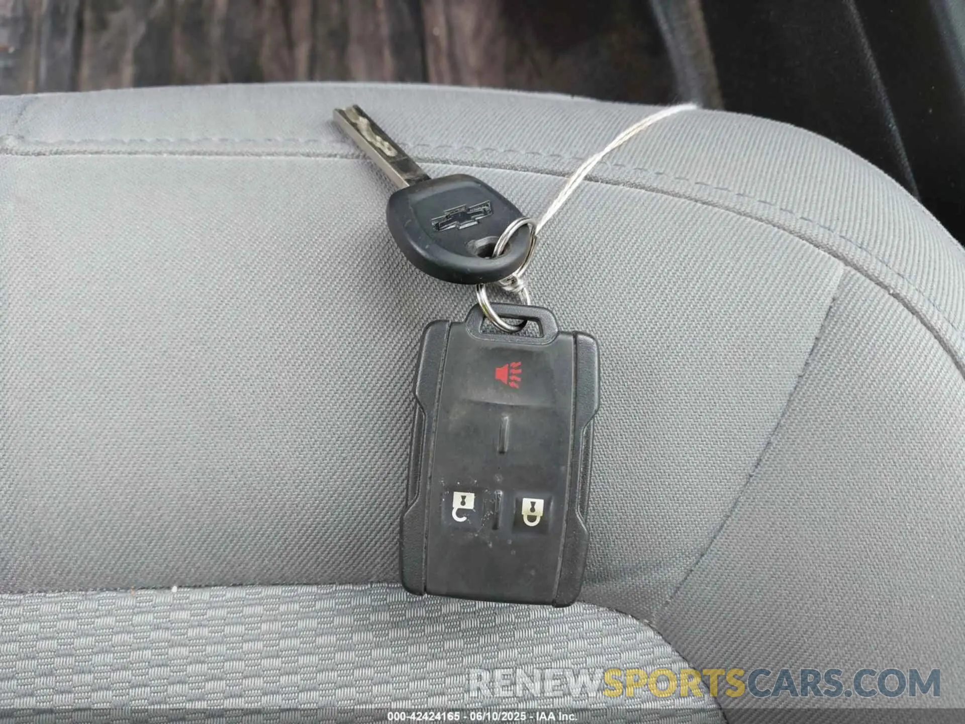 11 Photograph of a damaged car 1GCHSBEA4M1165009 CHEVROLET COLORADO 2021