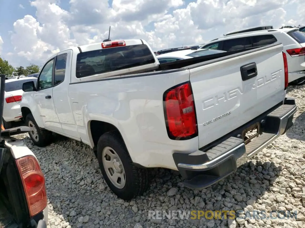 2 Photograph of a damaged car 1GCHSBEA5M1123934 CHEVROLET COLORADO 2021