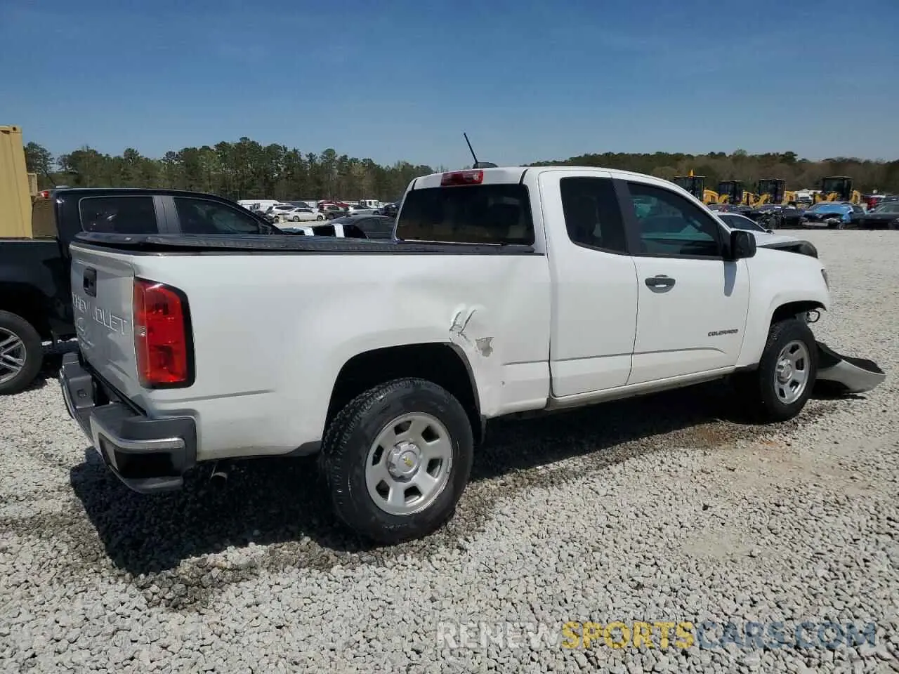 3 Photograph of a damaged car 1GCHSBEA5M1219126 CHEVROLET COLORADO 2021
