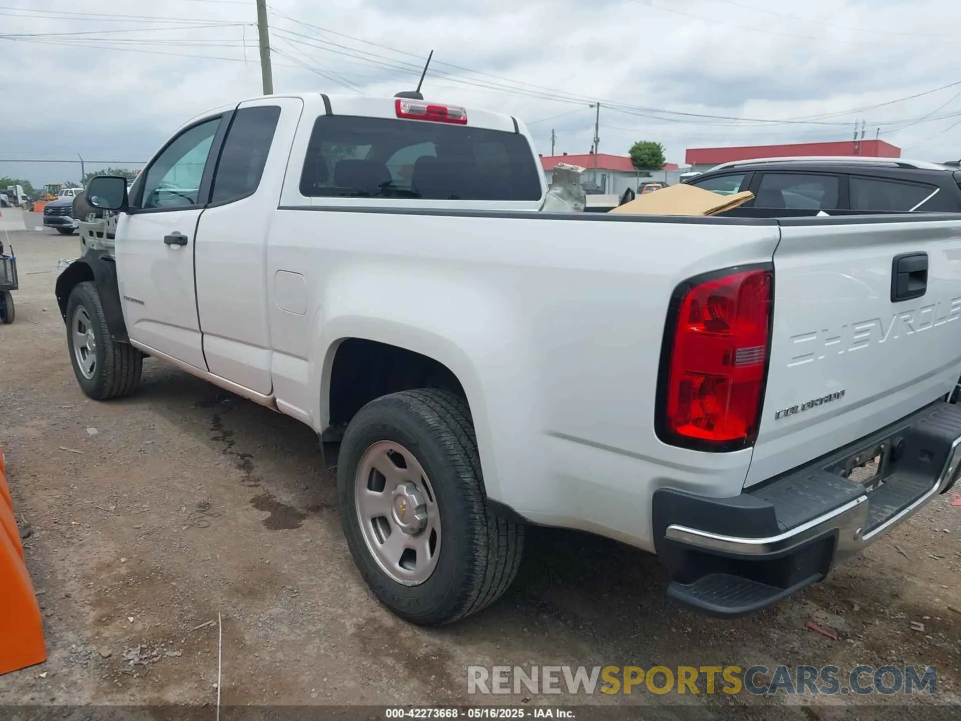 3 Photograph of a damaged car 1GCHSBEA6M1105491 CHEVROLET COLORADO 2021