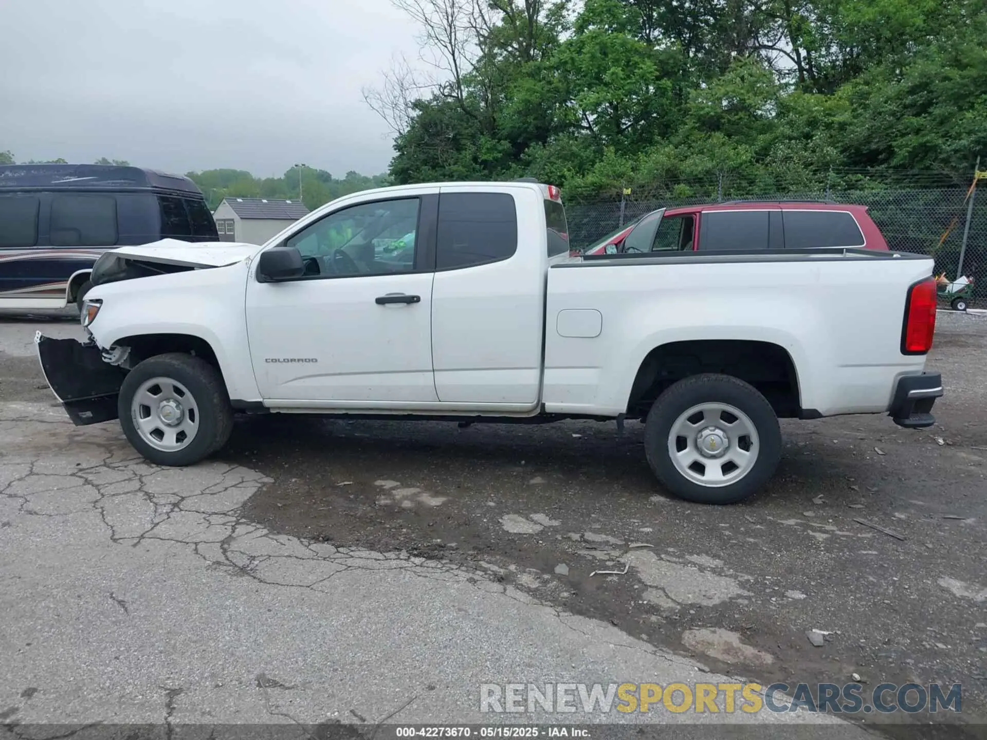 15 Photograph of a damaged car 1GCHSBEA9M1104836 CHEVROLET COLORADO 2021