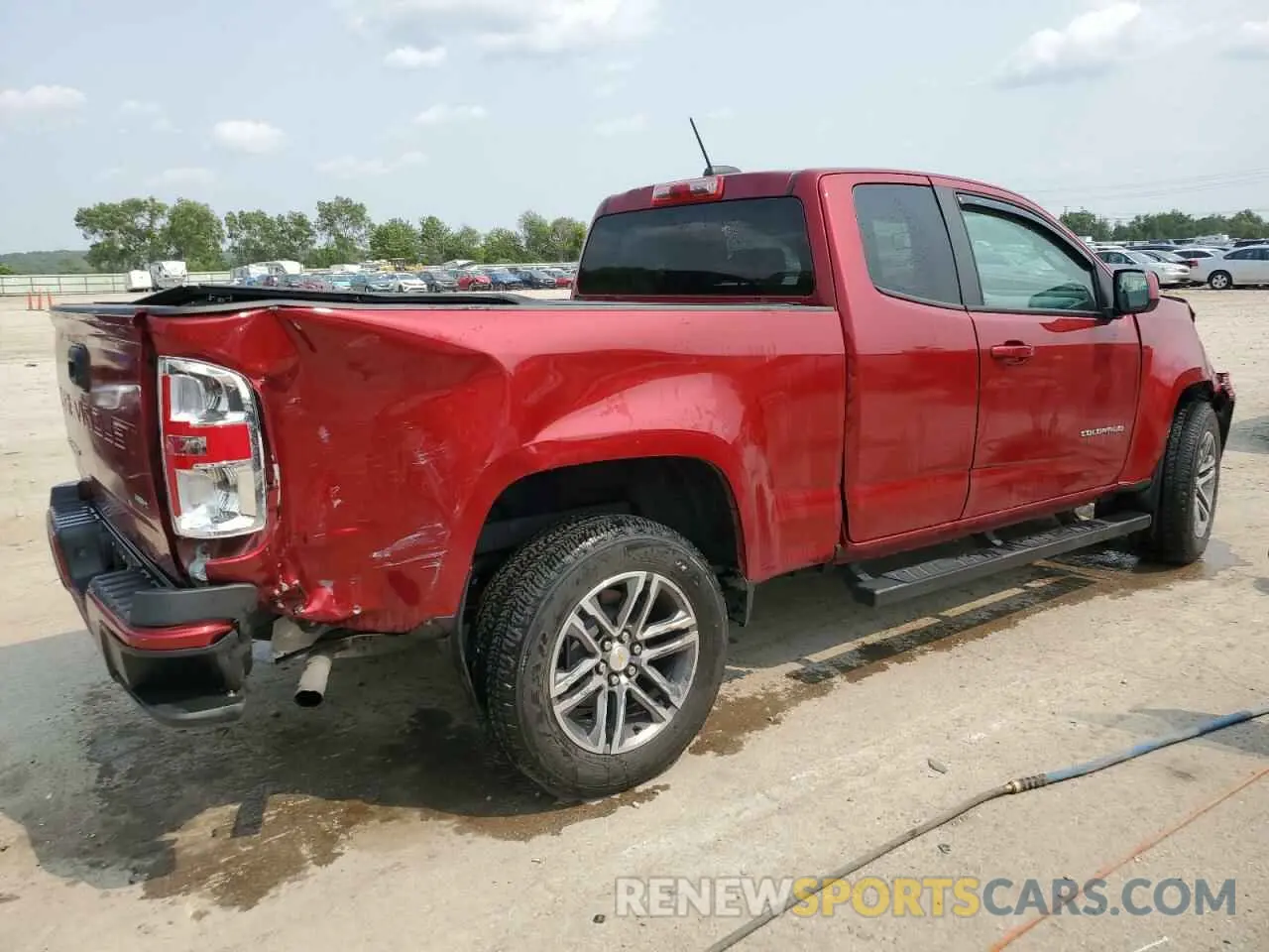 3 Photograph of a damaged car 1GCHSBEAXM1256186 CHEVROLET COLORADO 2021