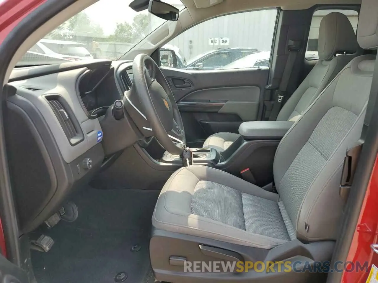 7 Photograph of a damaged car 1GCHSBEAXM1256186 CHEVROLET COLORADO 2021