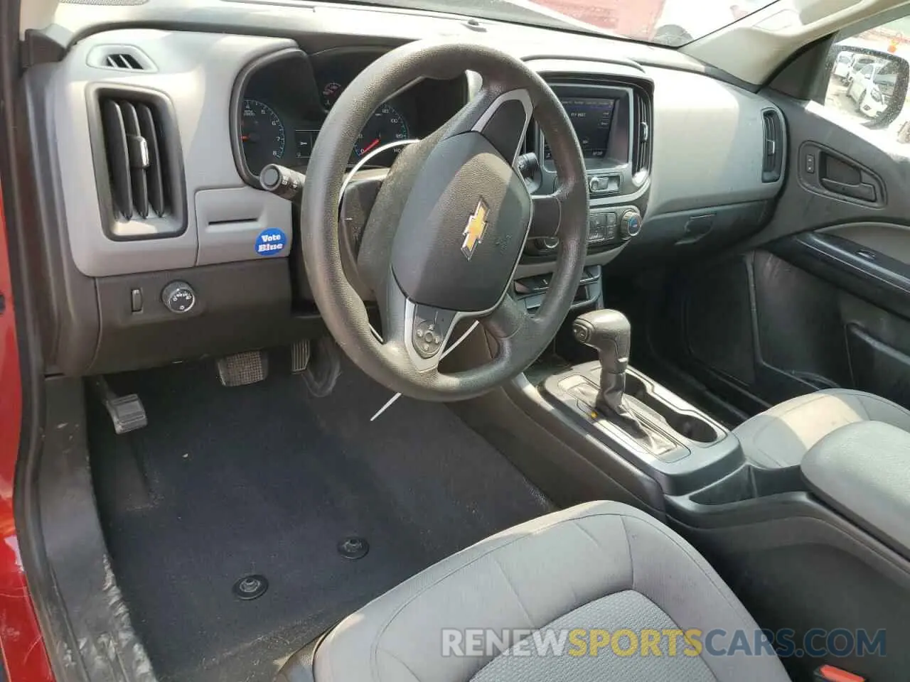 8 Photograph of a damaged car 1GCHSBEAXM1256186 CHEVROLET COLORADO 2021