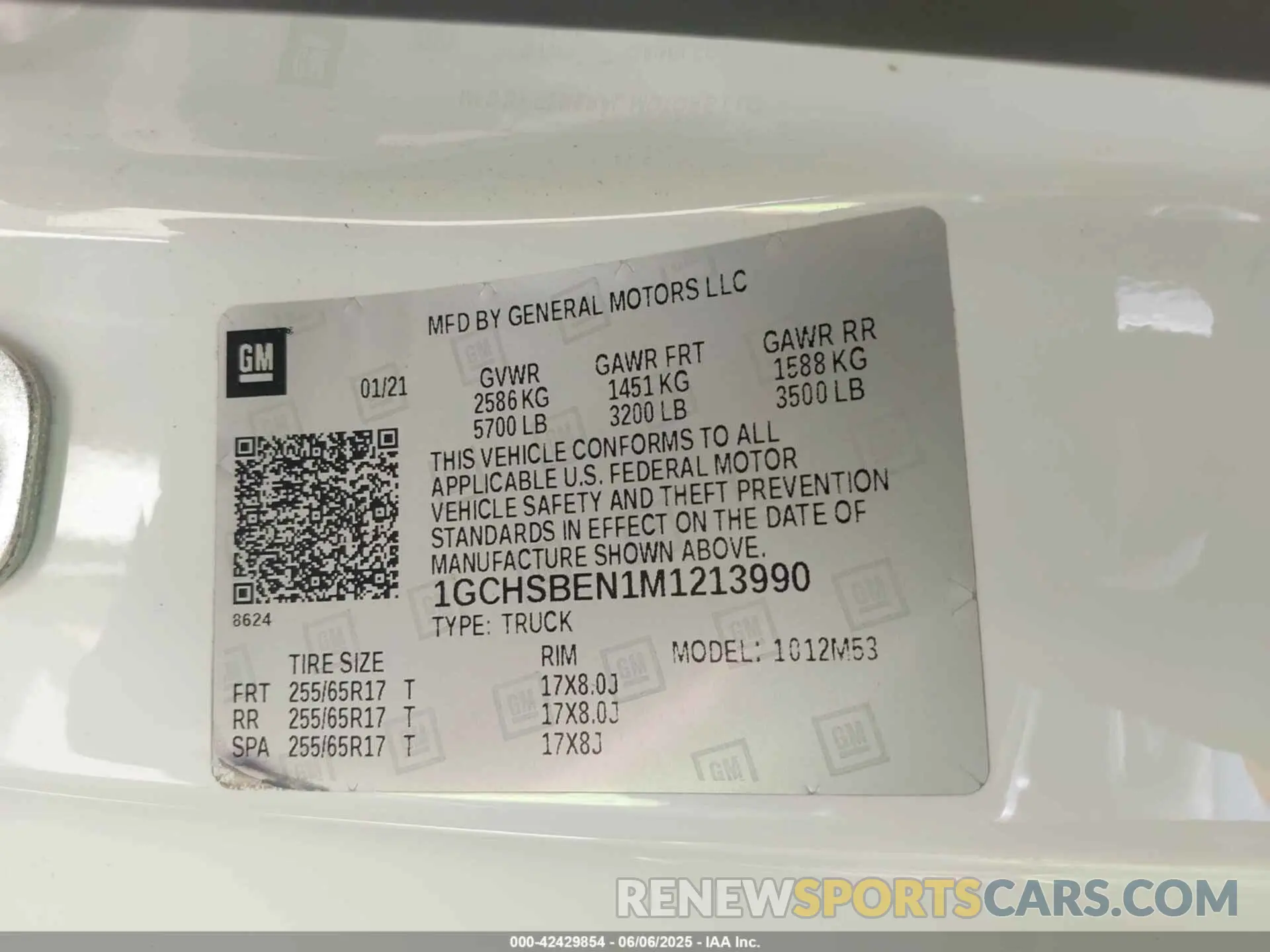 9 Photograph of a damaged car 1GCHSBEN1M1213990 CHEVROLET COLORADO 2021