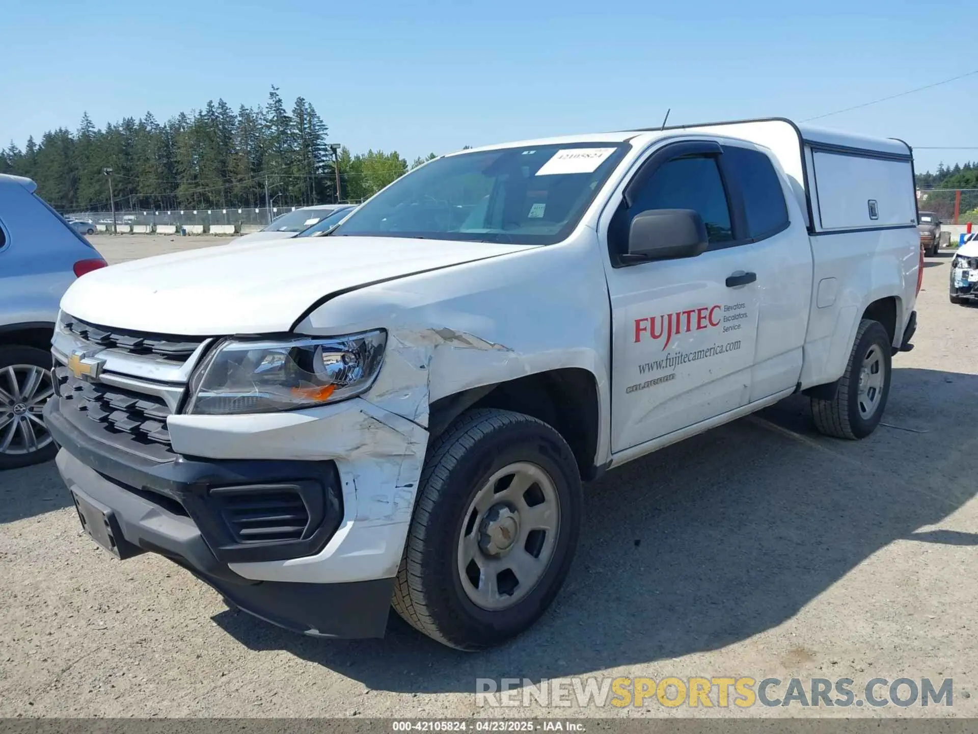 2 Photograph of a damaged car 1GCHSBEN2M1105829 CHEVROLET COLORADO 2021