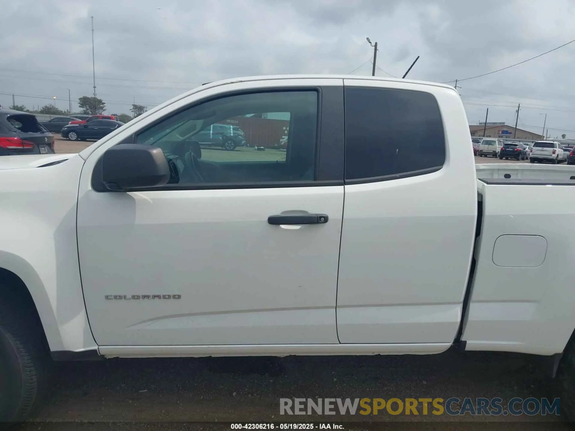 15 Photograph of a damaged car 1GCHSBENXM1139792 CHEVROLET COLORADO 2021