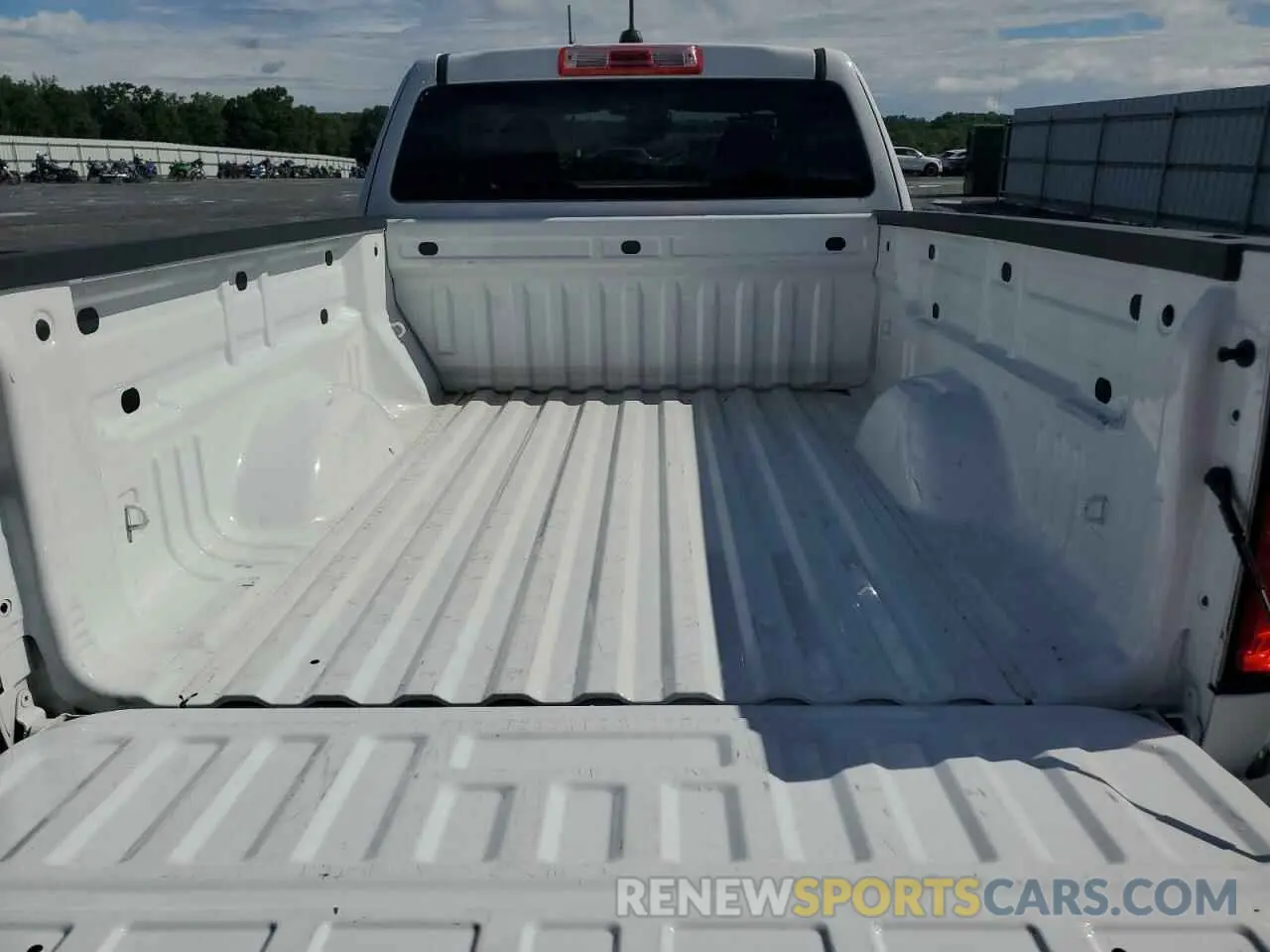10 Photograph of a damaged car 1GCHSCEA2M1274381 CHEVROLET COLORADO 2021