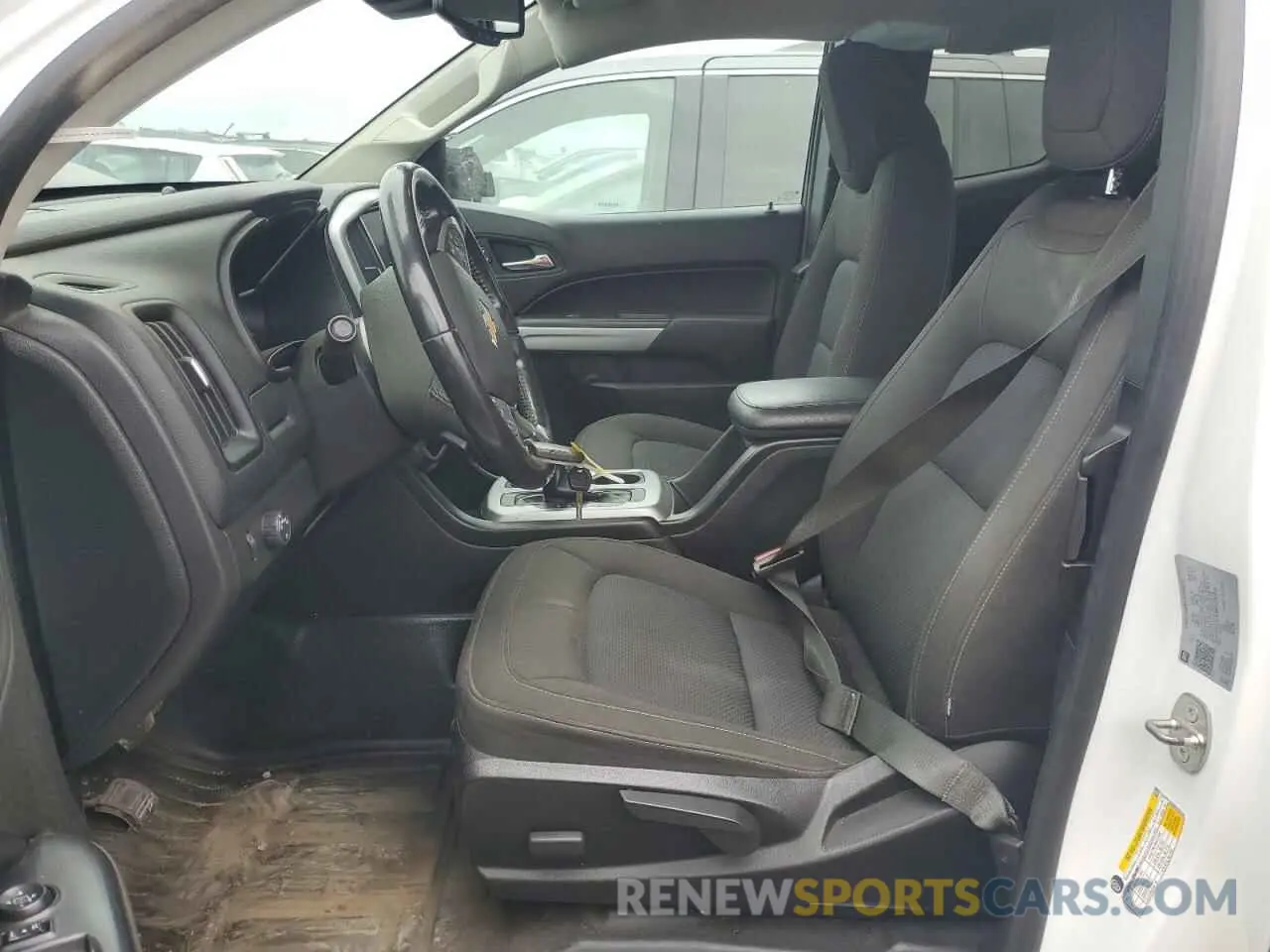 7 Photograph of a damaged car 1GCHSCEA2M1286644 CHEVROLET COLORADO 2021