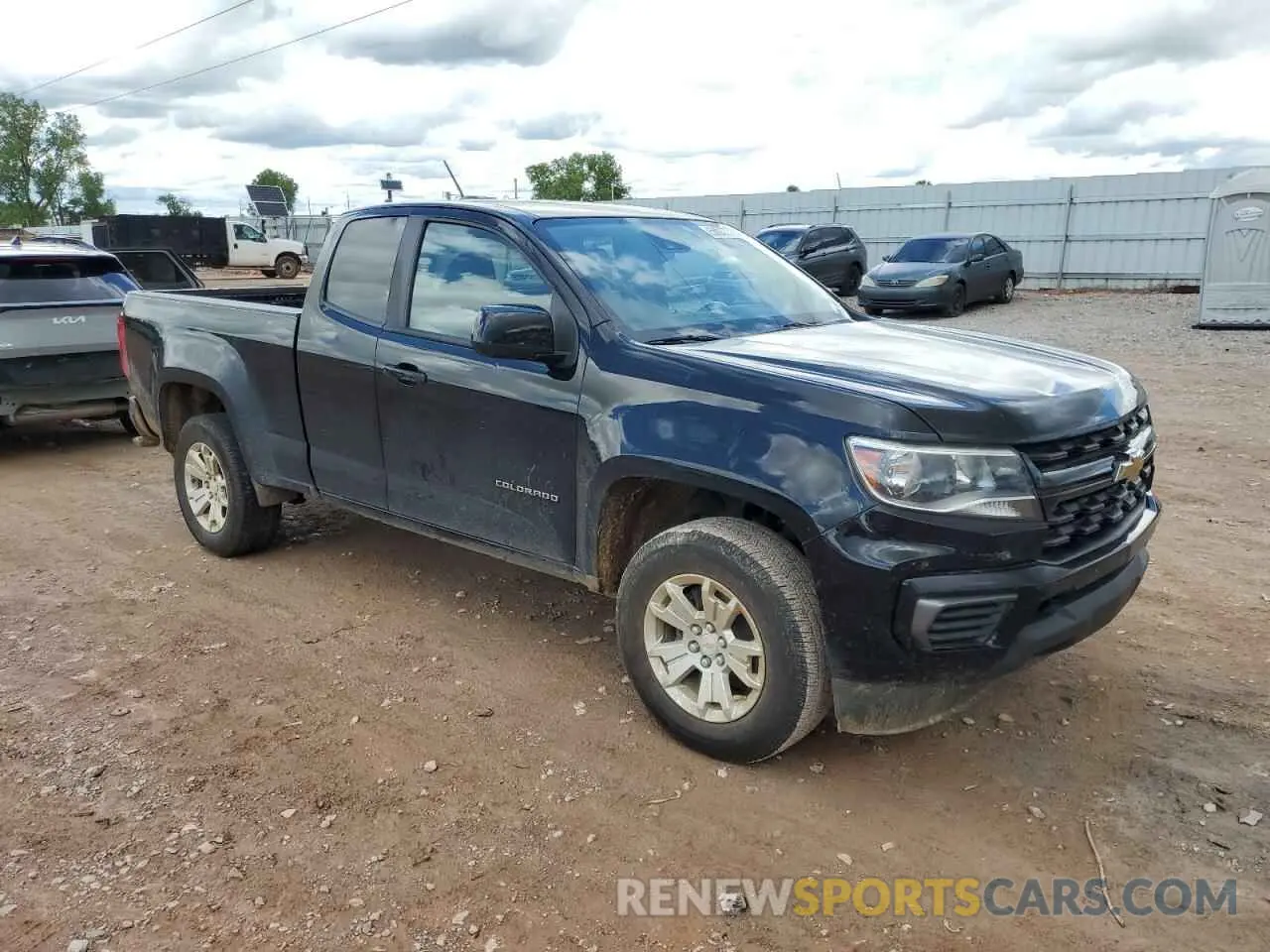 4 Photograph of a damaged car 1GCHSCEA3M1278598 CHEVROLET COLORADO 2021
