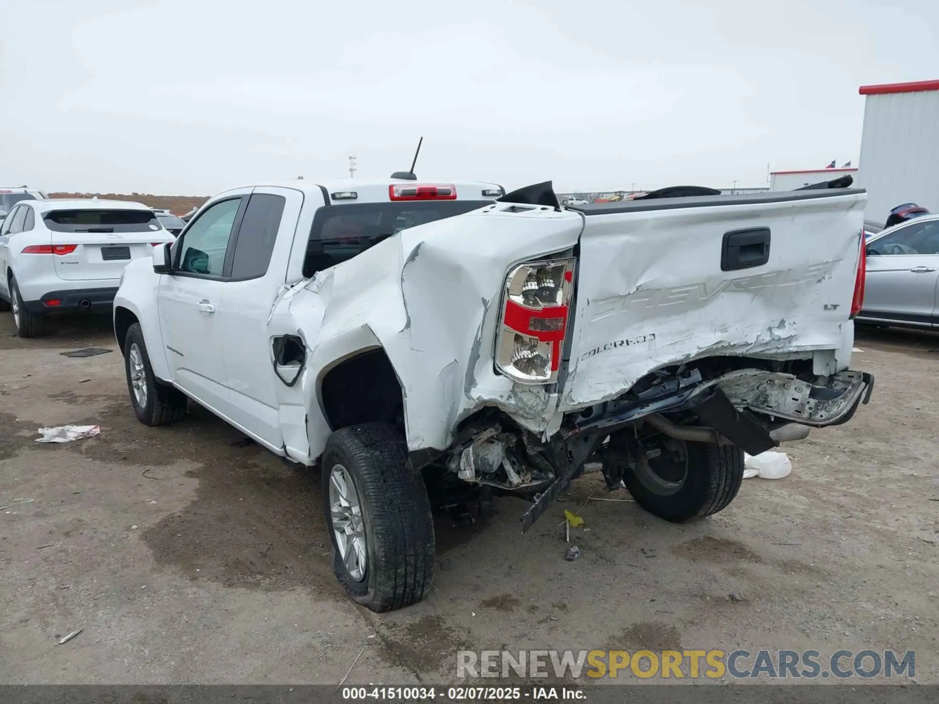 3 Photograph of a damaged car 1GCHSCEA4M1251331 CHEVROLET COLORADO 2021