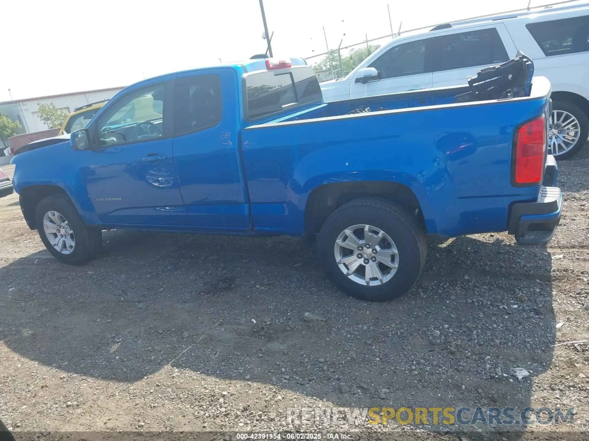 15 Photograph of a damaged car 1GCHSCEA5M1195030 CHEVROLET COLORADO 2021