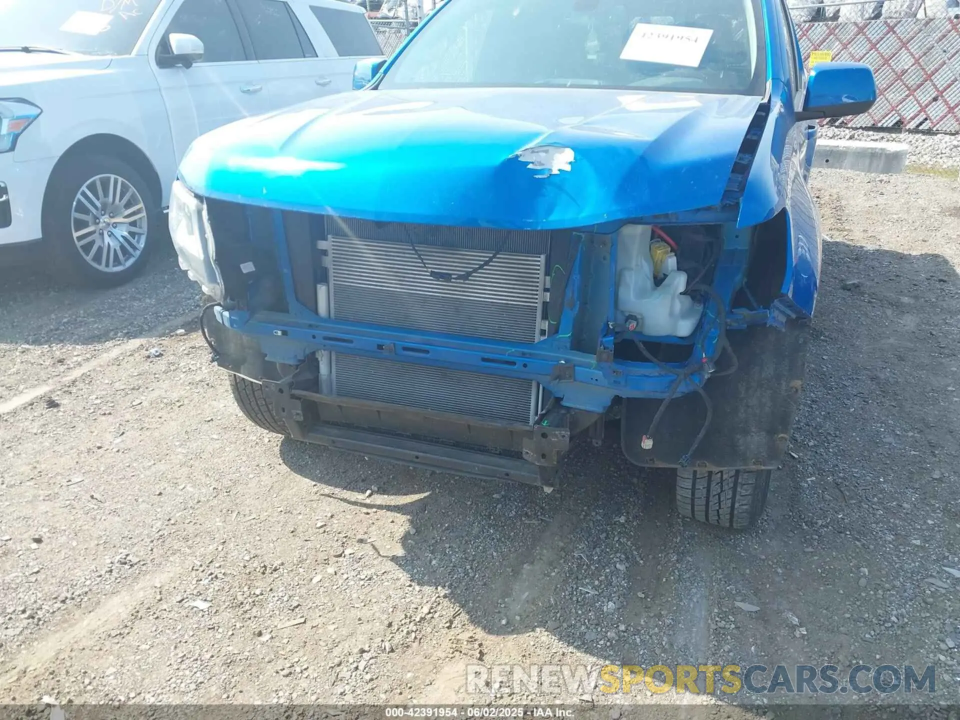 6 Photograph of a damaged car 1GCHSCEA5M1195030 CHEVROLET COLORADO 2021