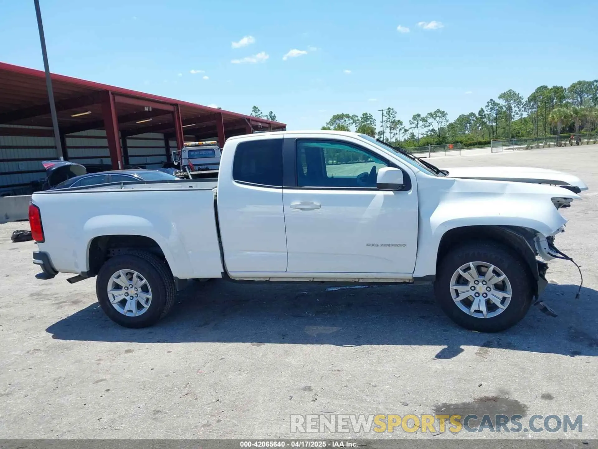 12 Photograph of a damaged car 1GCHSCEA5M1247241 CHEVROLET COLORADO 2021