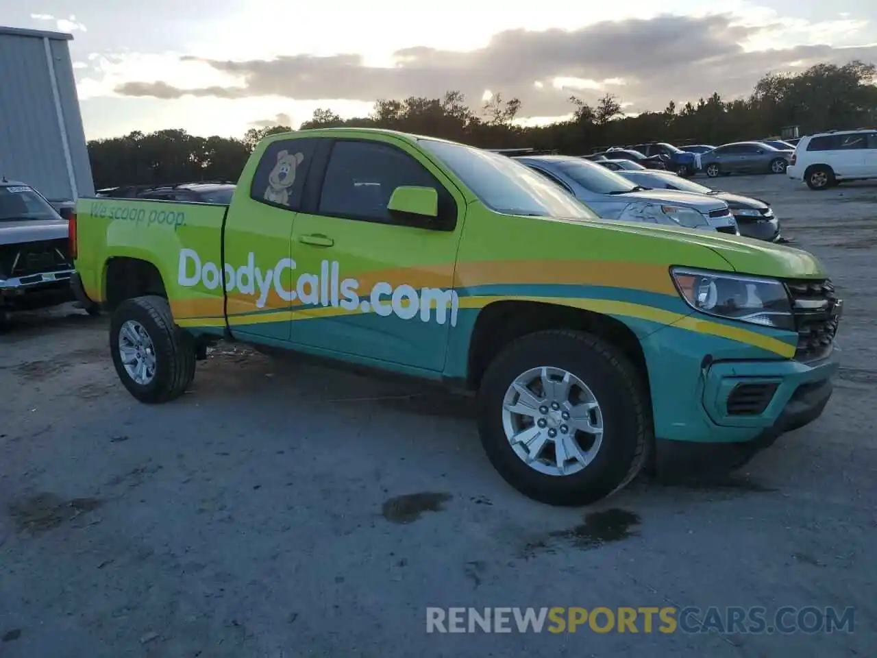 4 Photograph of a damaged car 1GCHSCEA5M1249717 CHEVROLET COLORADO 2021