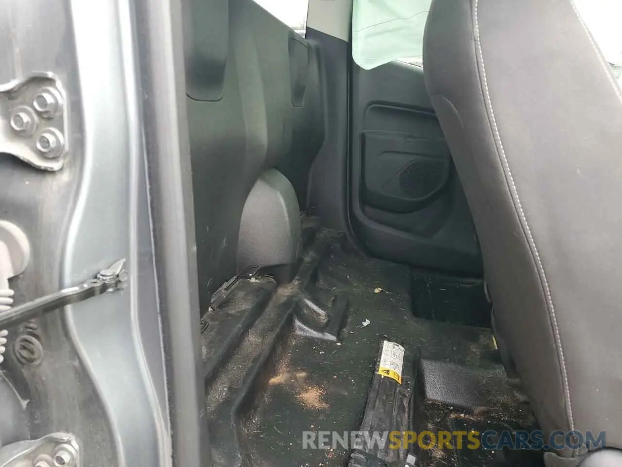 10 Photograph of a damaged car 1GCHSCEA5M1261026 CHEVROLET COLORADO 2021