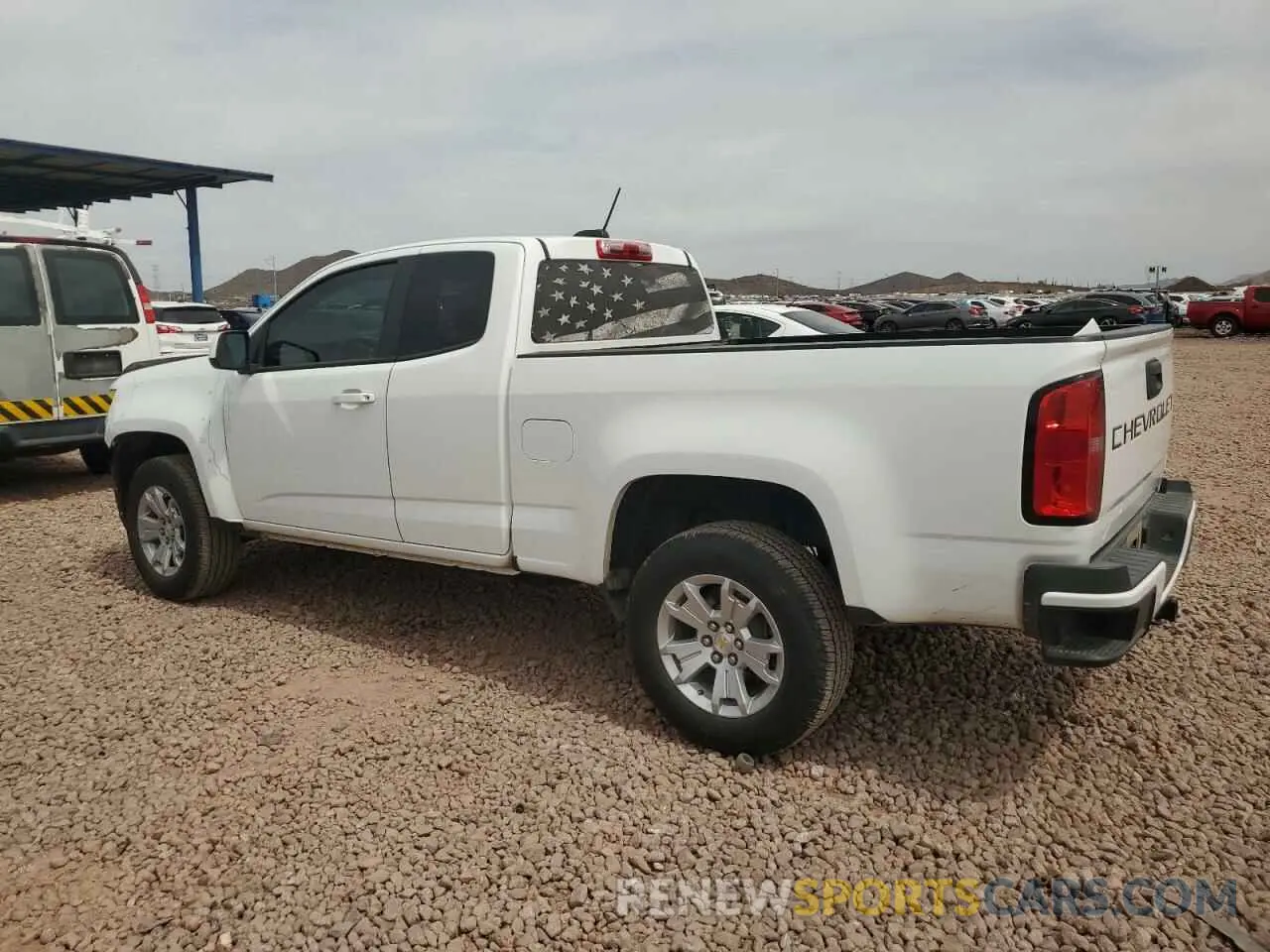 2 Photograph of a damaged car 1GCHSCEA7M1294206 CHEVROLET COLORADO 2021