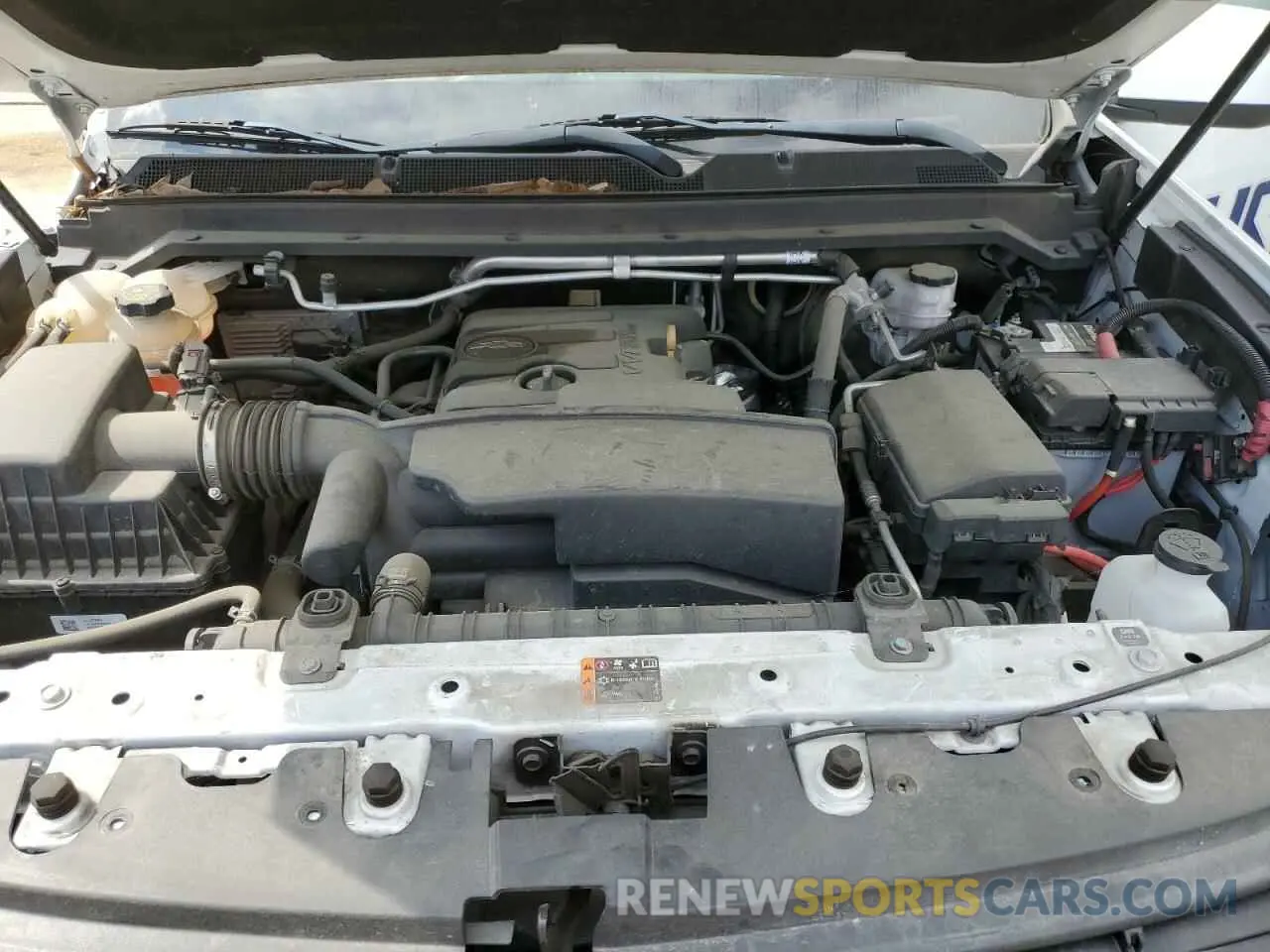 11 Photograph of a damaged car 1GCHSCEA8M1239683 CHEVROLET COLORADO 2021