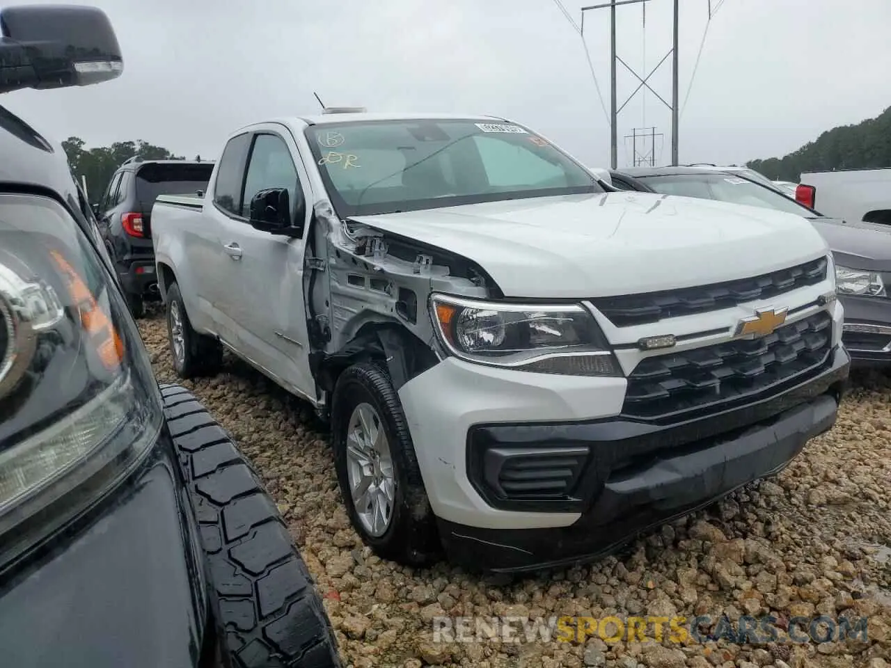 4 Photograph of a damaged car 1GCHSCEA8M1239683 CHEVROLET COLORADO 2021