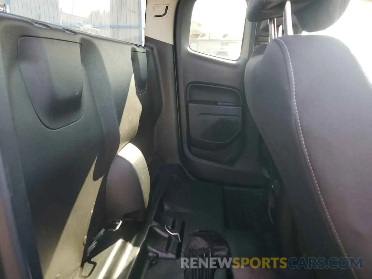 10 Photograph of a damaged car 1GCHSCEA8M1288706 CHEVROLET COLORADO 2021