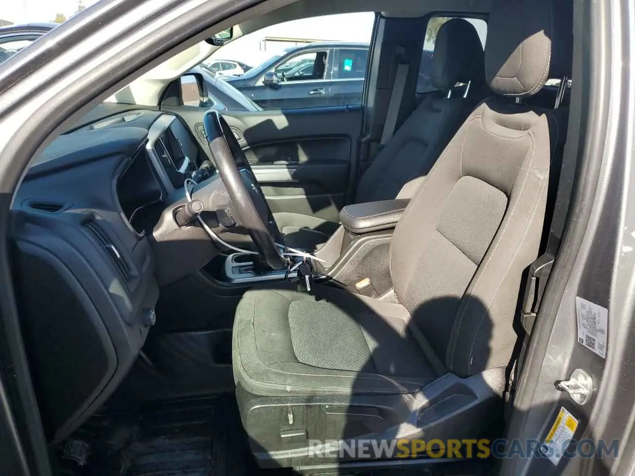 7 Photograph of a damaged car 1GCHSCEA8M1288706 CHEVROLET COLORADO 2021