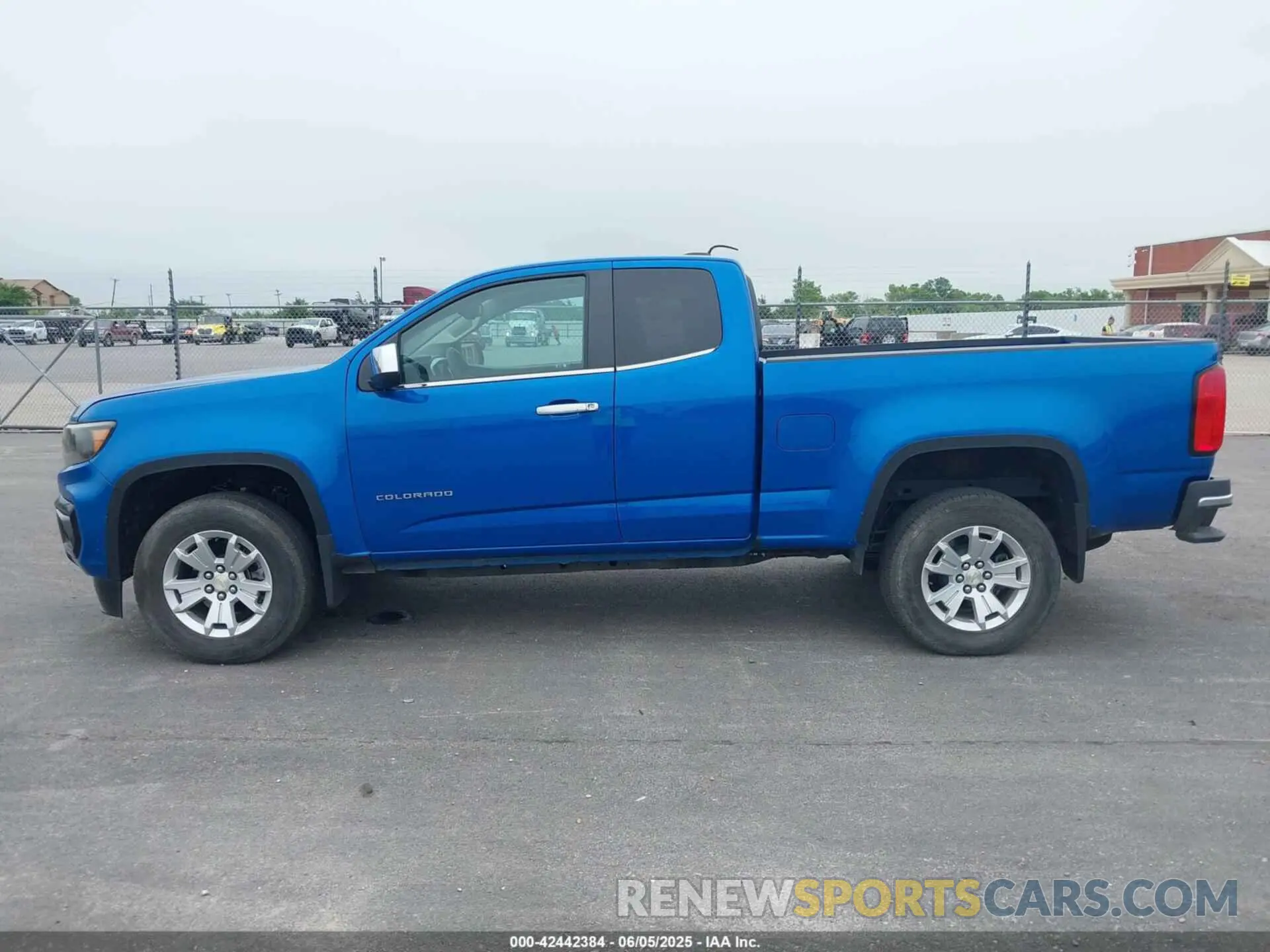 14 Photograph of a damaged car 1GCHSCEN3M1297381 CHEVROLET COLORADO 2021