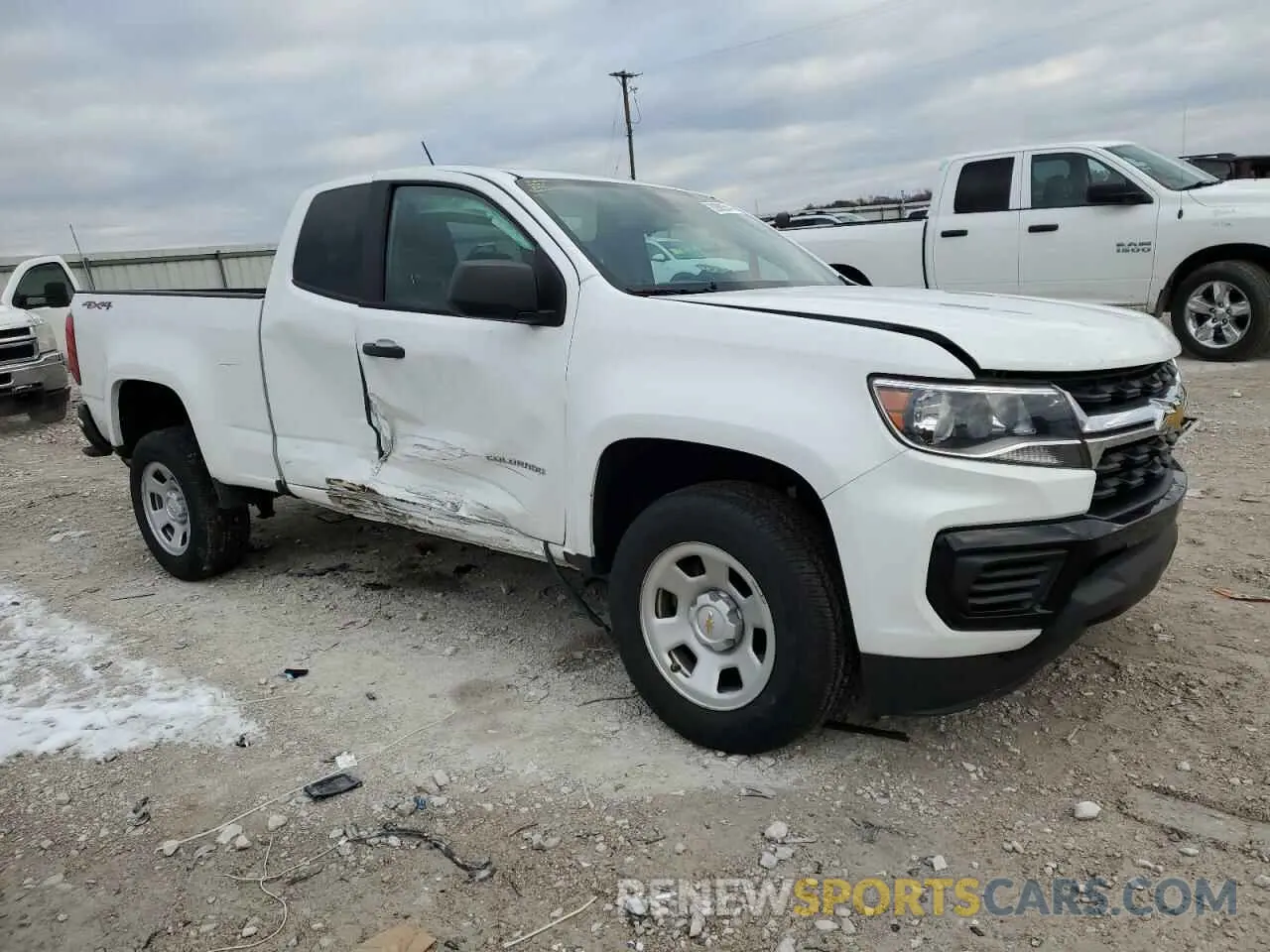 4 Photograph of a damaged car 1GCHTBEA7M1206343 CHEVROLET COLORADO 2021