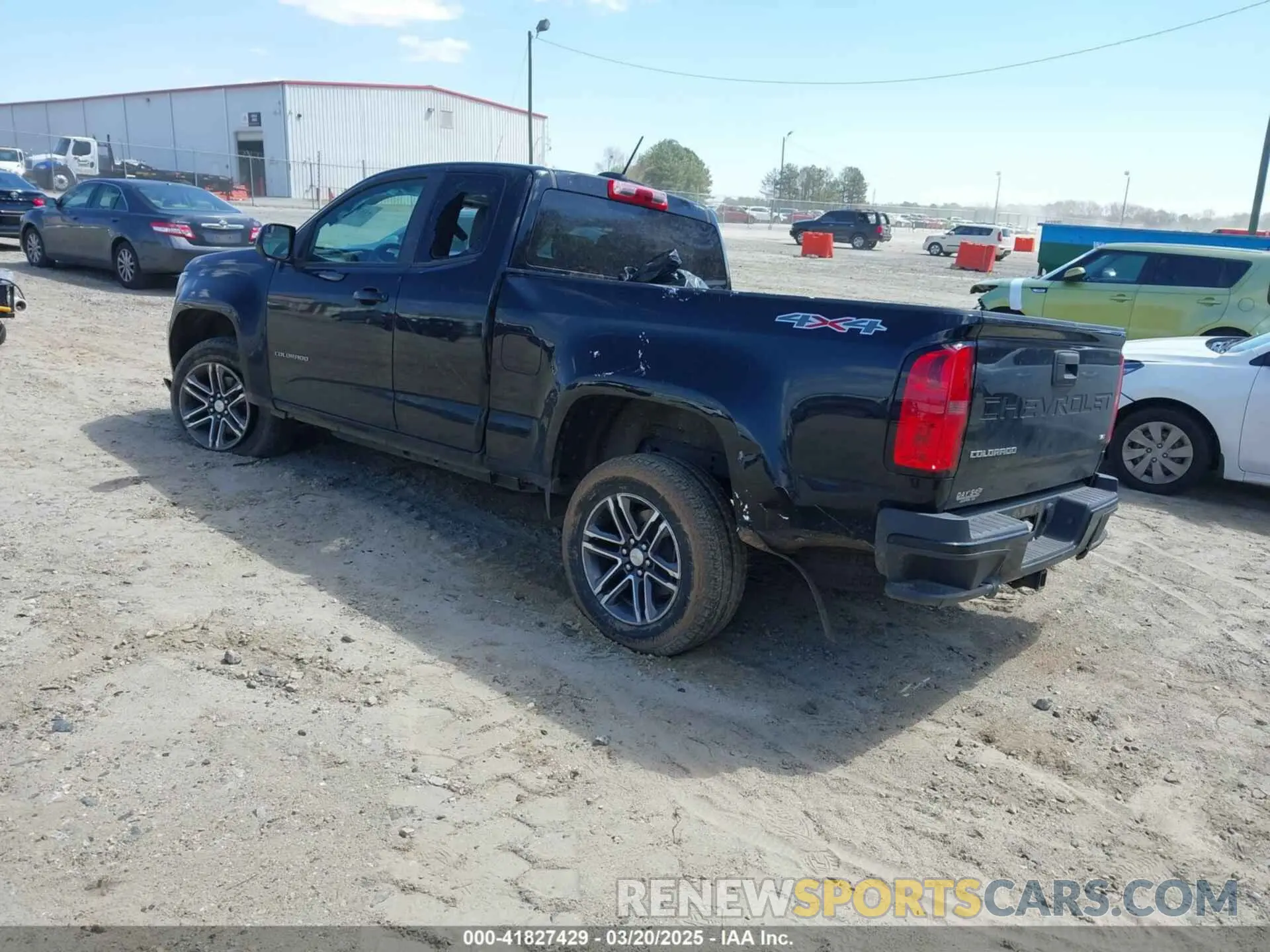 3 Photograph of a damaged car 1GCHTBEN2M1151898 CHEVROLET COLORADO 2021