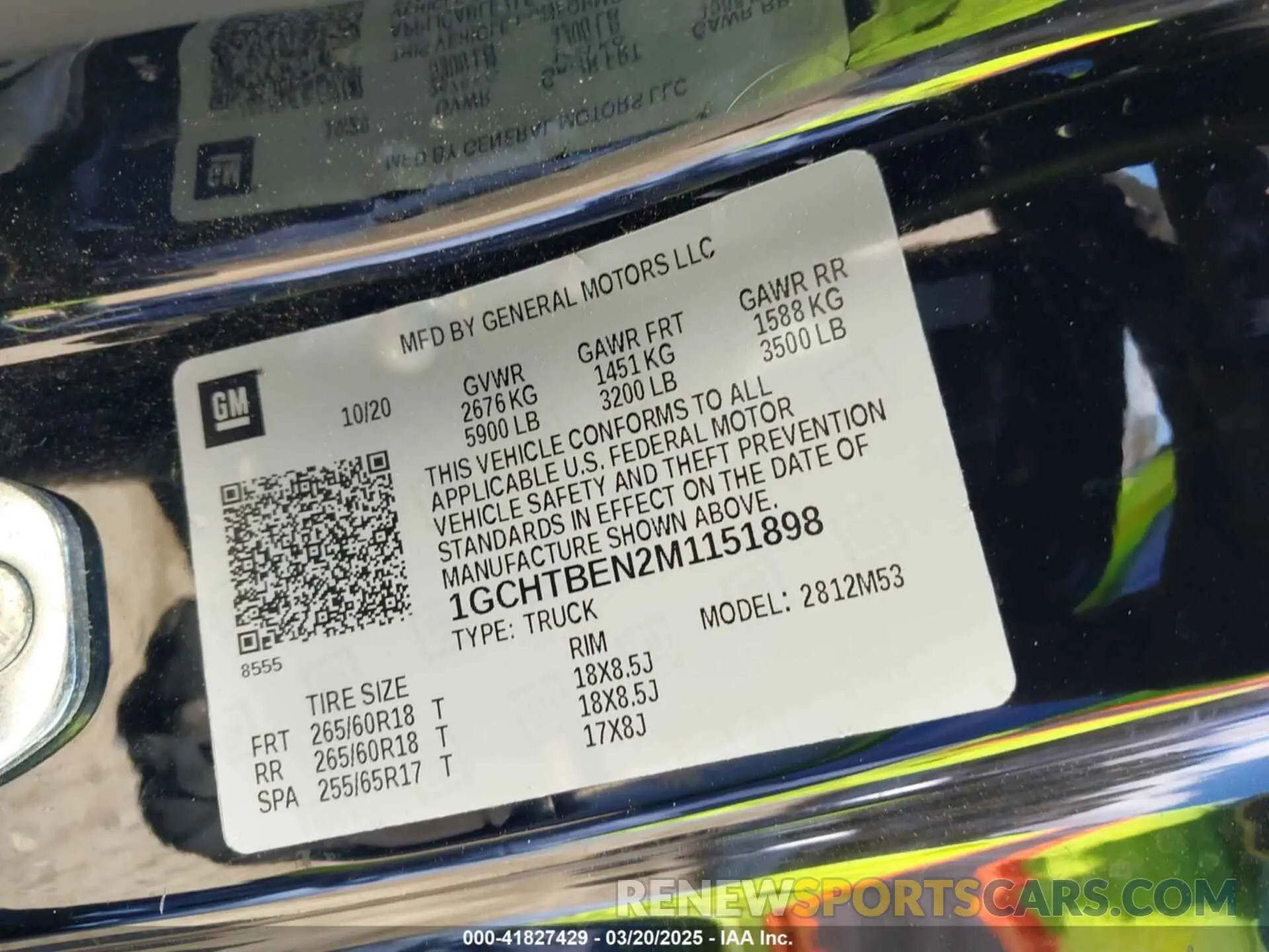 9 Photograph of a damaged car 1GCHTBEN2M1151898 CHEVROLET COLORADO 2021