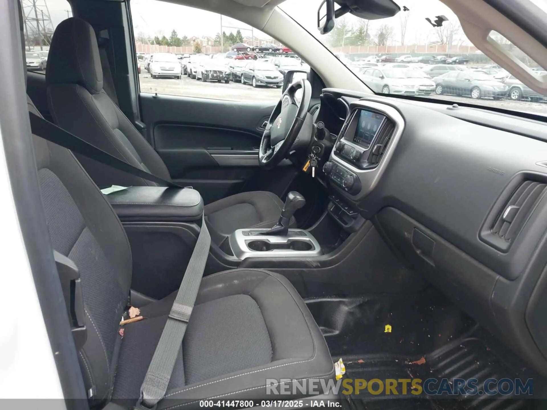 5 Photograph of a damaged car 1GCHTCEA1M1253177 CHEVROLET COLORADO 2021