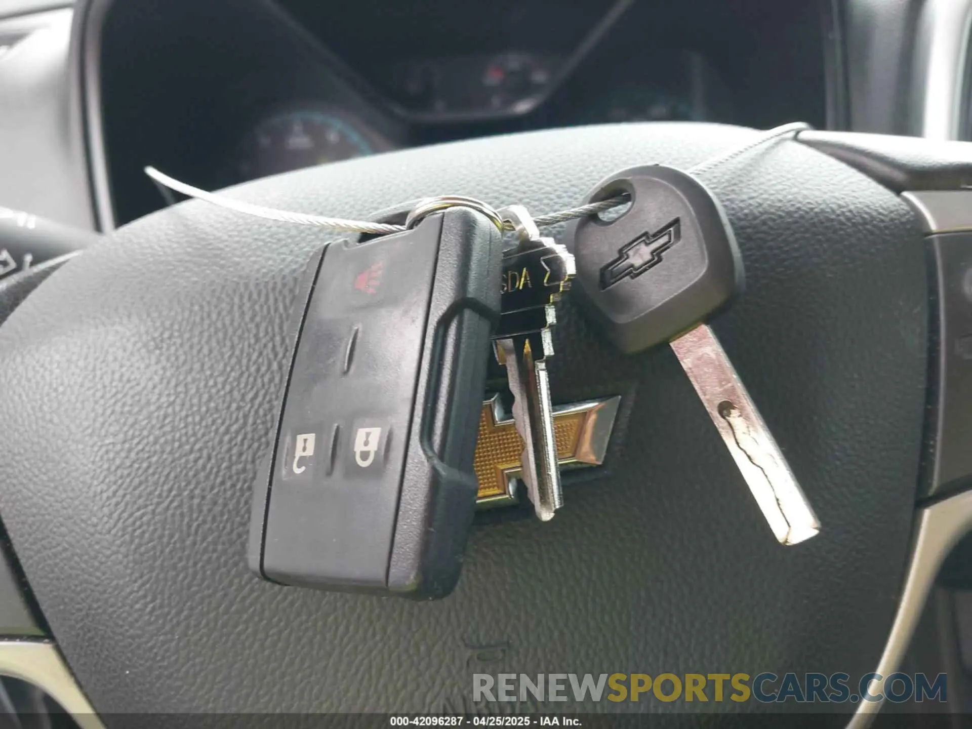 11 Photograph of a damaged car 1GCHTCEA5M1244692 CHEVROLET COLORADO 2021