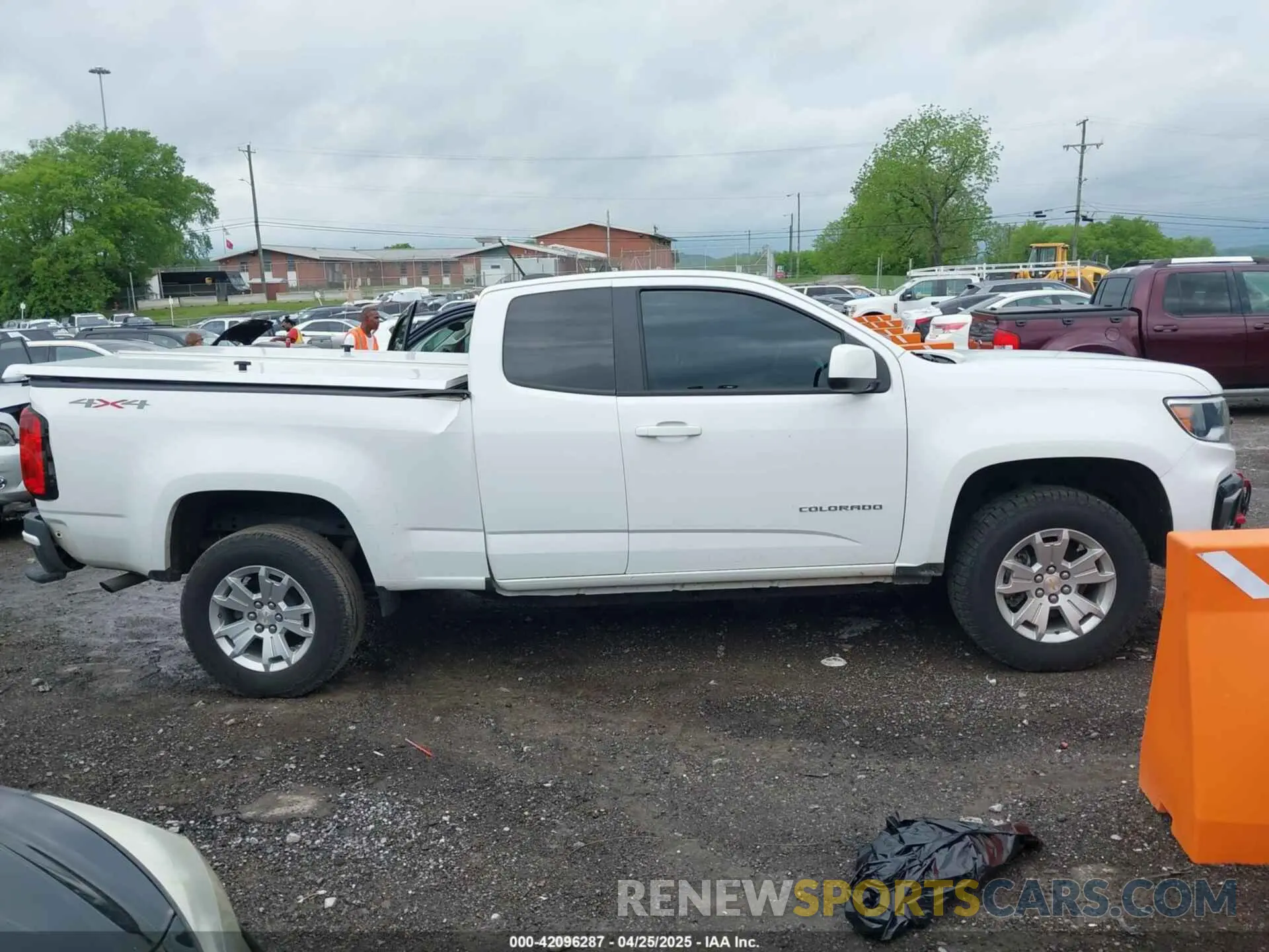 13 Photograph of a damaged car 1GCHTCEA5M1244692 CHEVROLET COLORADO 2021