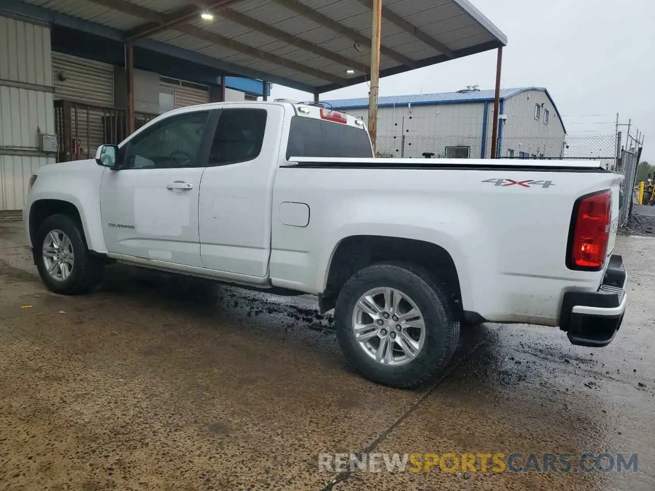 2 Photograph of a damaged car 1GCHTCEA9M1253766 CHEVROLET COLORADO 2021