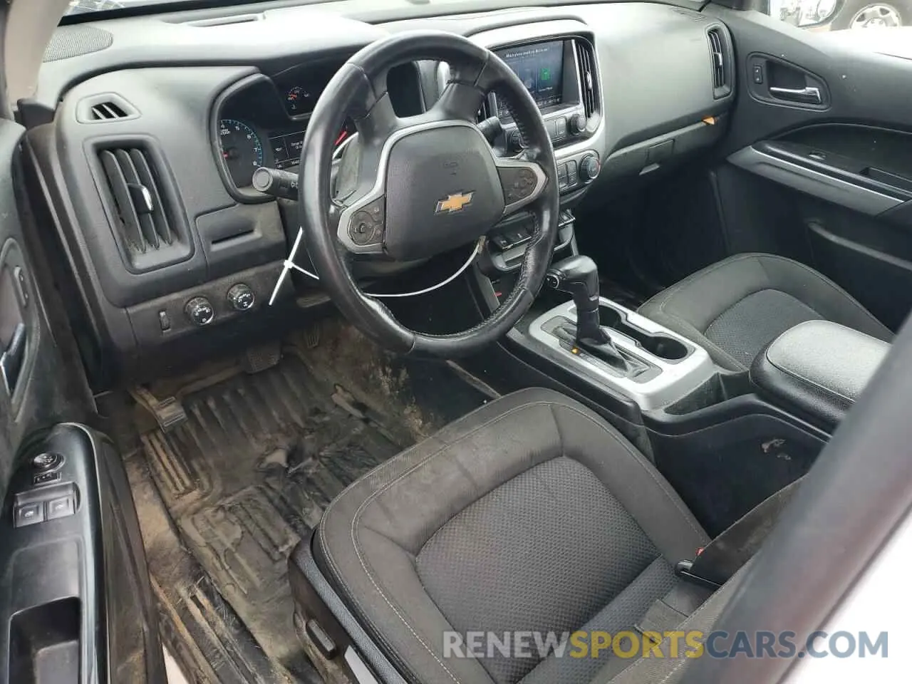 8 Photograph of a damaged car 1GCHTCEA9M1253766 CHEVROLET COLORADO 2021