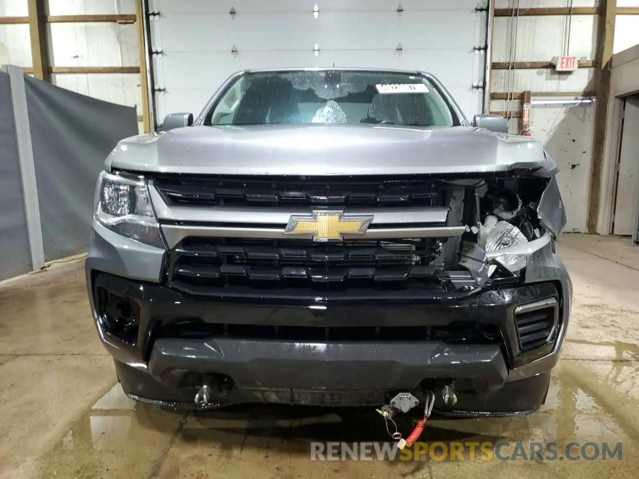 5 Photograph of a damaged car 1GCHTCEAXM1170749 CHEVROLET COLORADO 2021