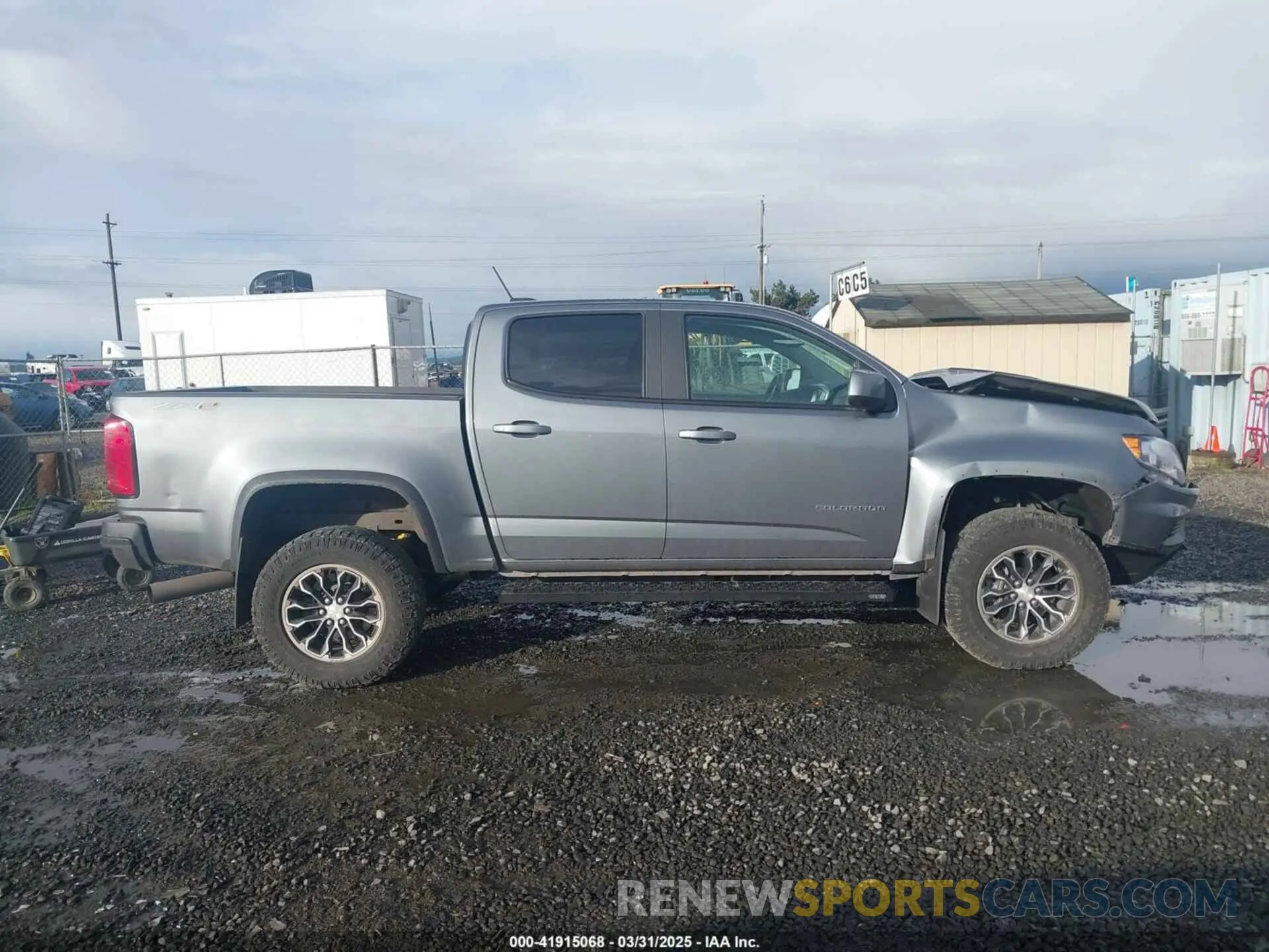 13 Photograph of a damaged car 1GCPTEE10M1206441 CHEVROLET COLORADO 2021
