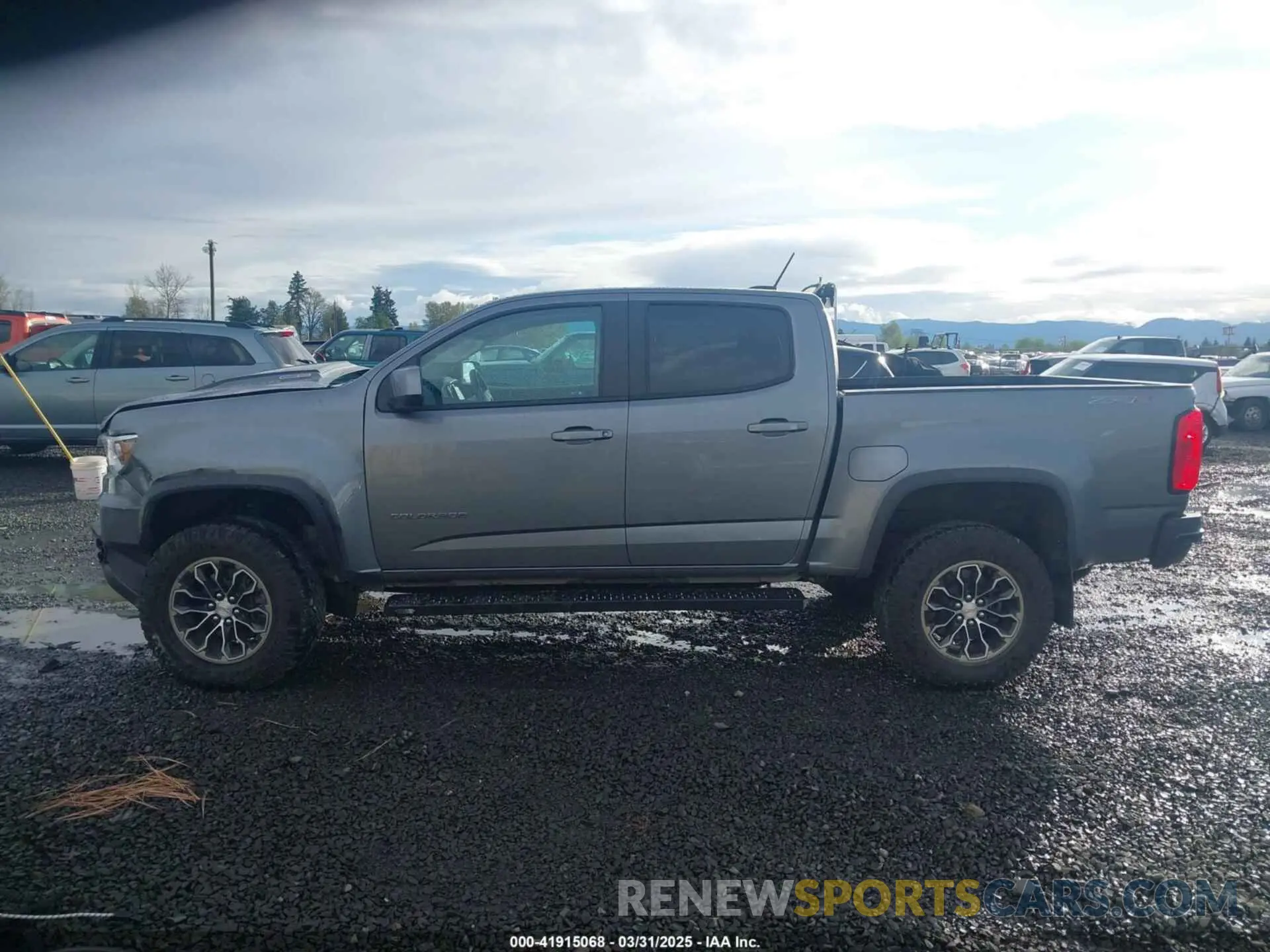 14 Photograph of a damaged car 1GCPTEE10M1206441 CHEVROLET COLORADO 2021