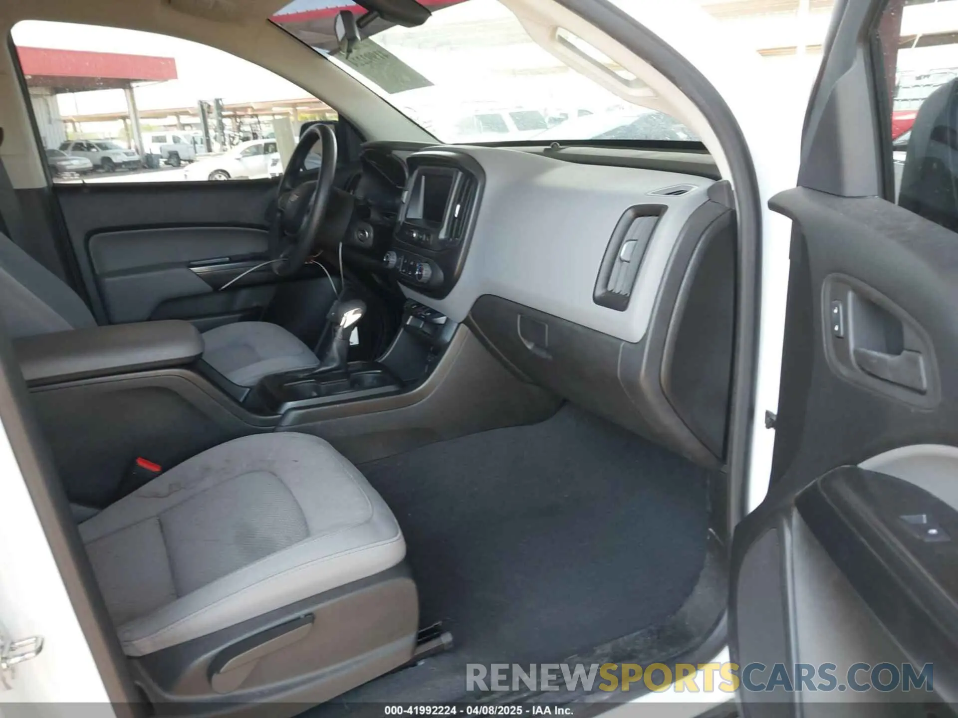 5 Photograph of a damaged car 1GCGSBEA5N1278576 CHEVROLET COLORADO 2022