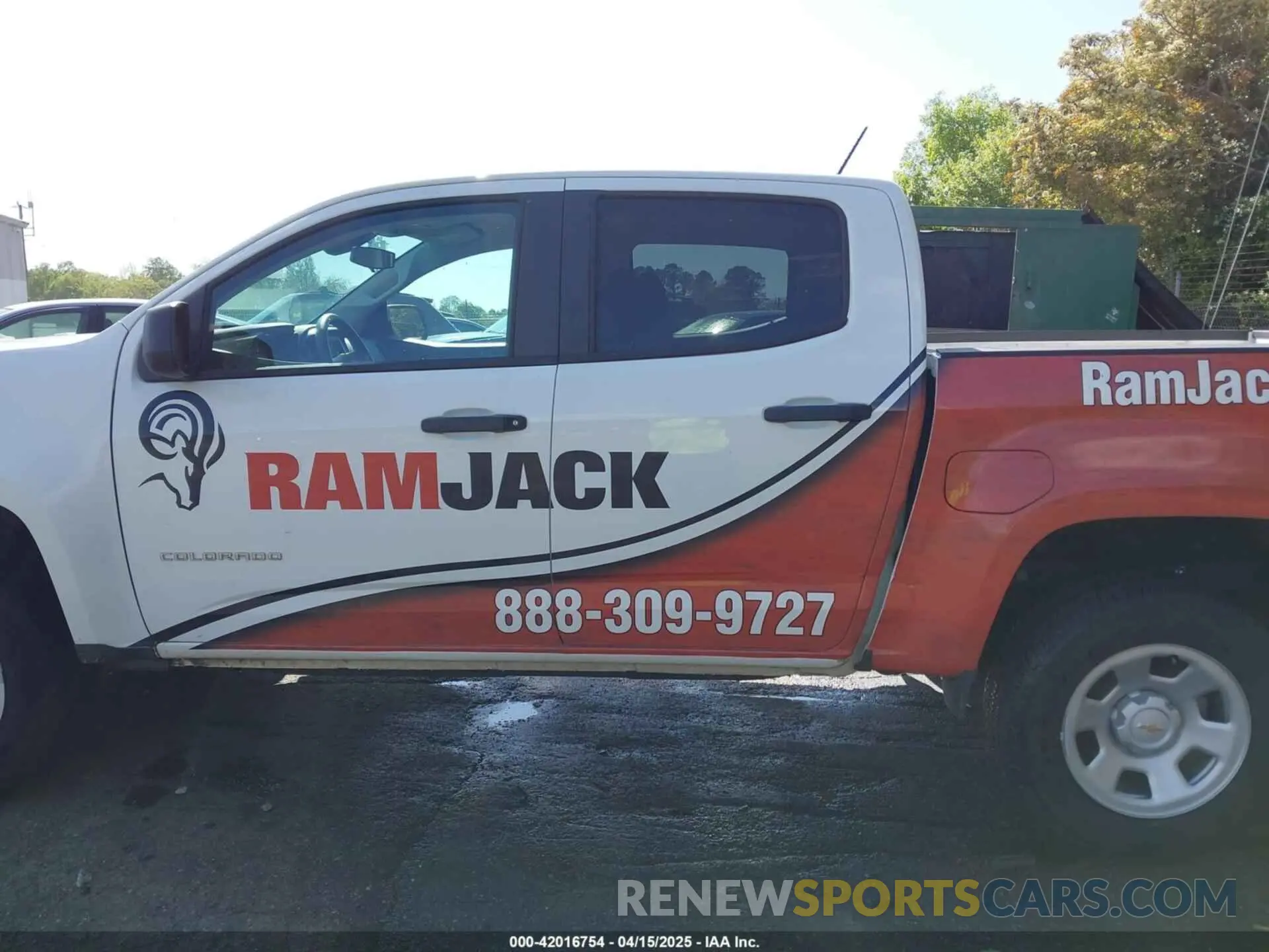 14 Photograph of a damaged car 1GCGSBEA6N1265318 CHEVROLET COLORADO 2022
