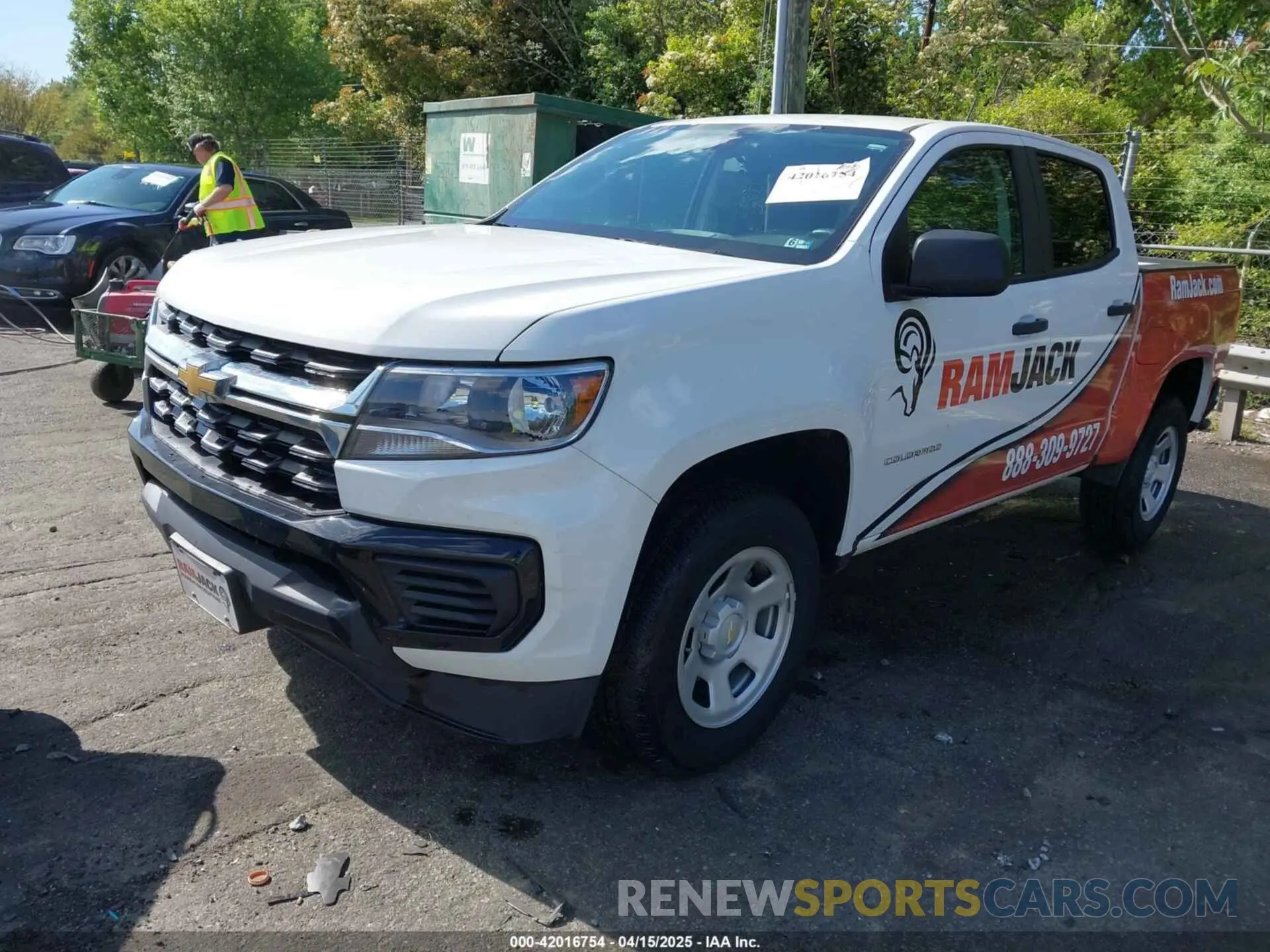 2 Photograph of a damaged car 1GCGSBEA6N1265318 CHEVROLET COLORADO 2022