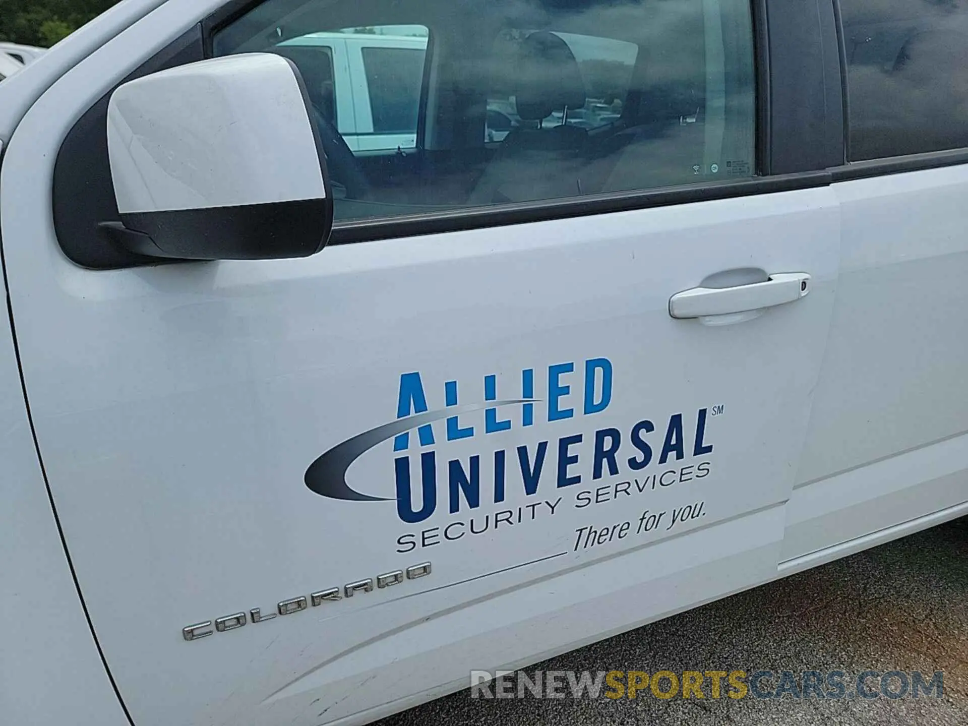 12 Photograph of a damaged car 1GCGSBEN2N1122966 CHEVROLET COLORADO 2022