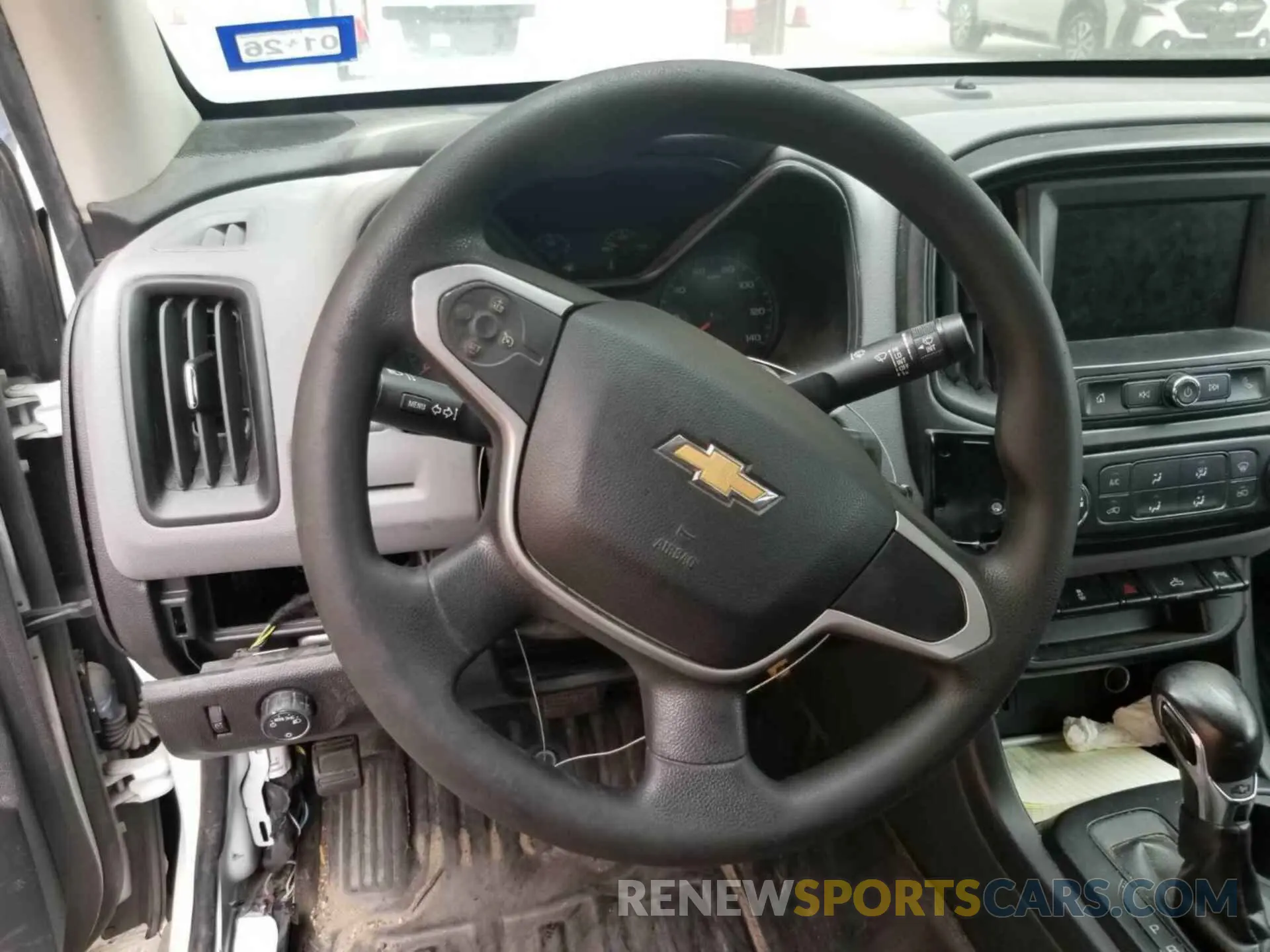 19 Photograph of a damaged car 1GCGSBEN2N1122966 CHEVROLET COLORADO 2022